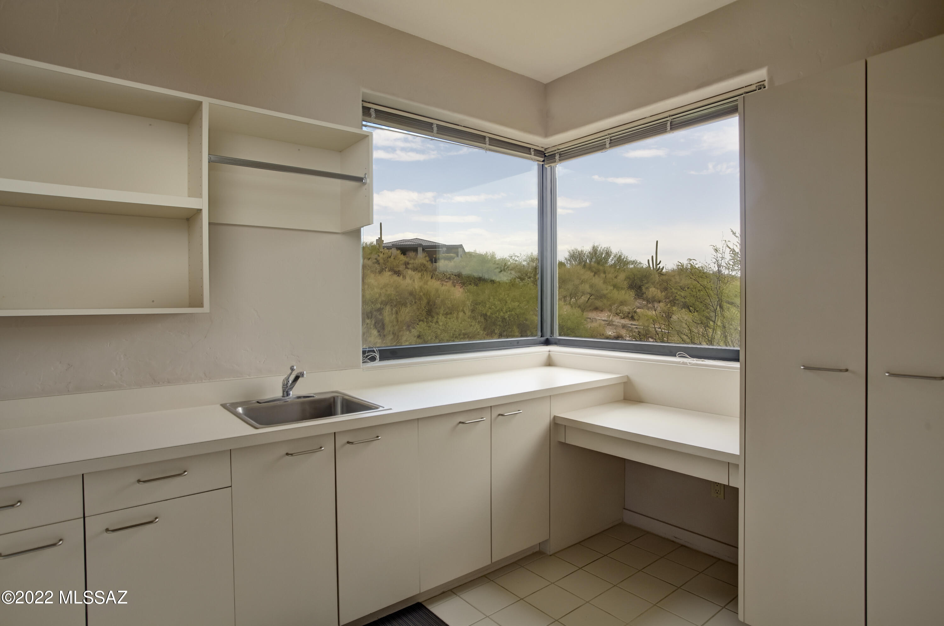 Finisterra (1-210) - Residential