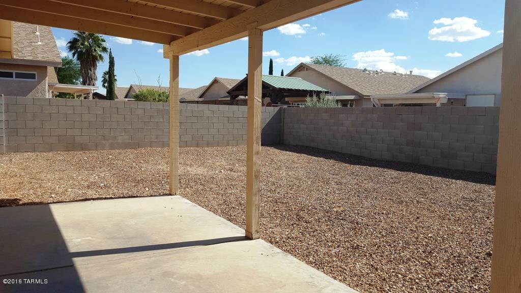 Hacienda Del Oro (1-879) - Residential Lease