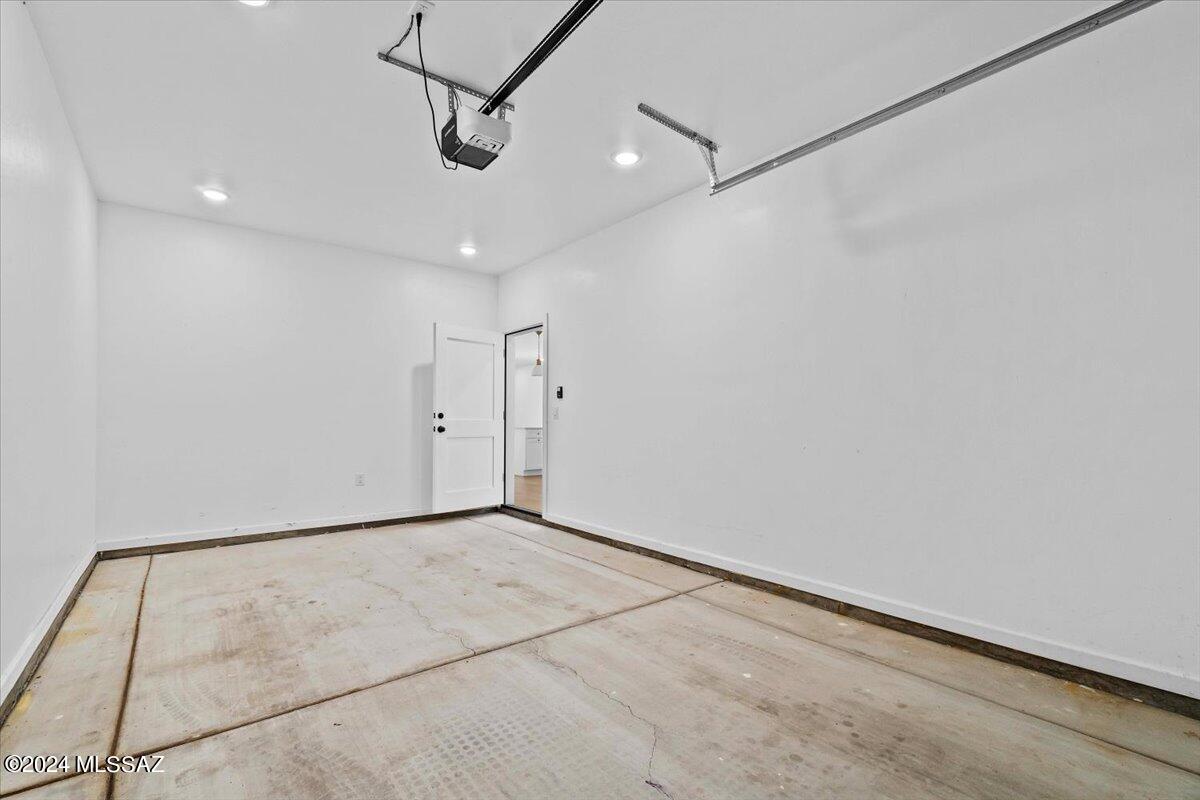Out Of Pima County - Residential Lease