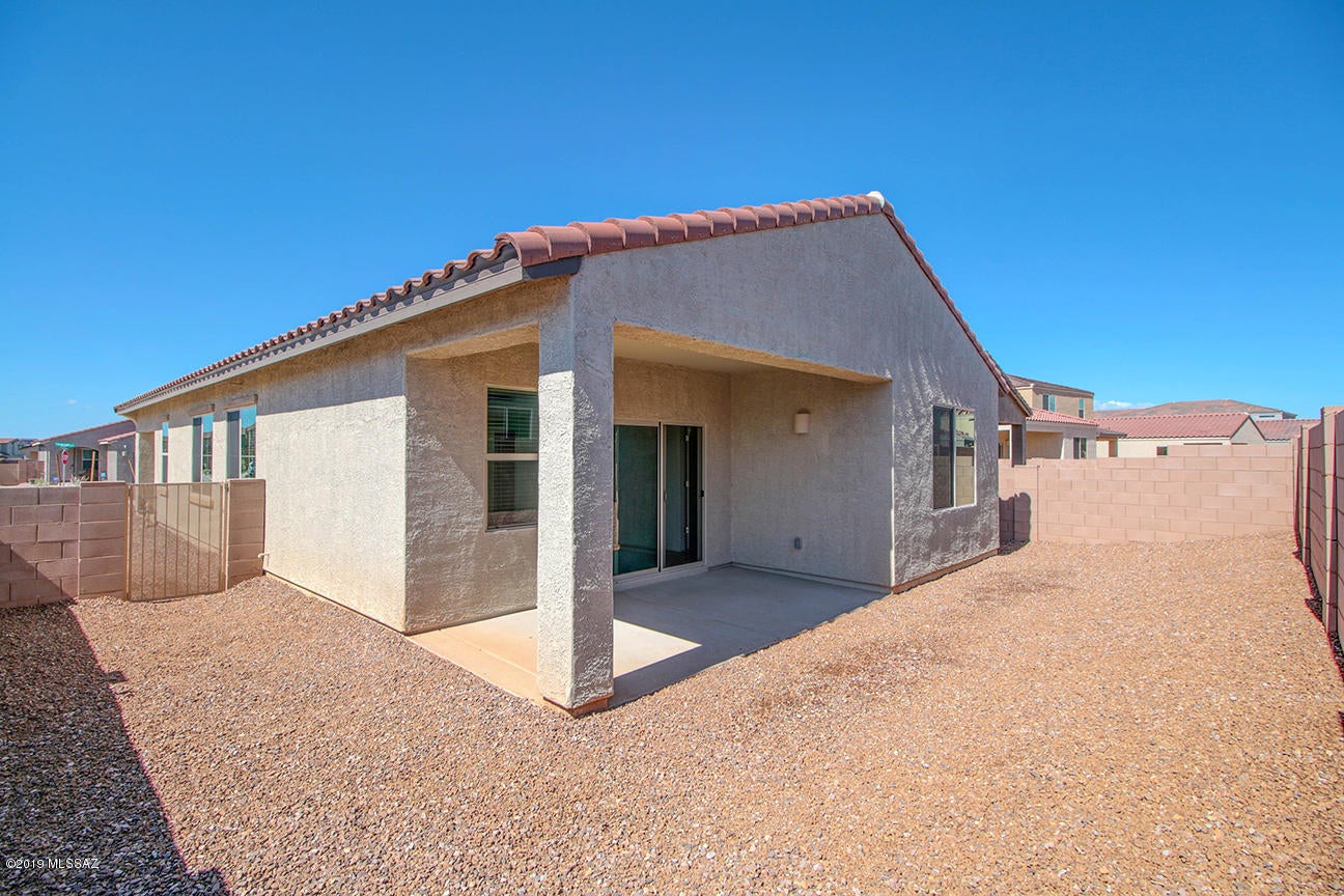 La Estancia De Tucson (1-330) - Residential Lease