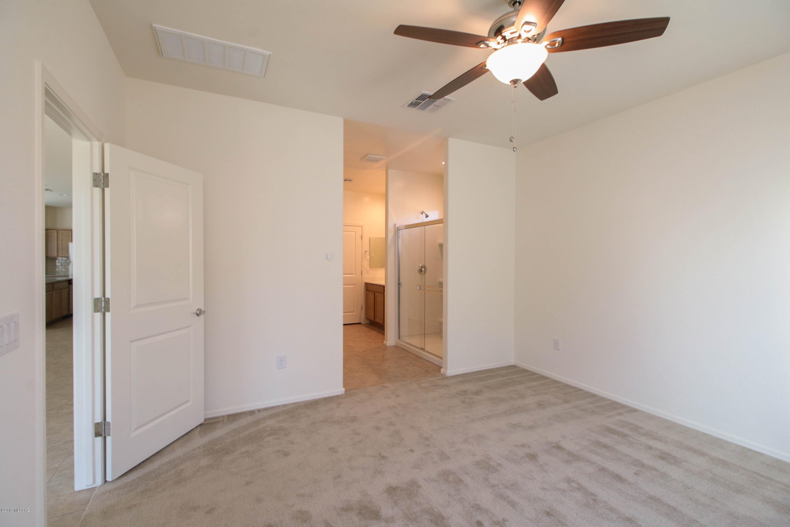 La Estancia De Tucson (1-330) - Residential Lease