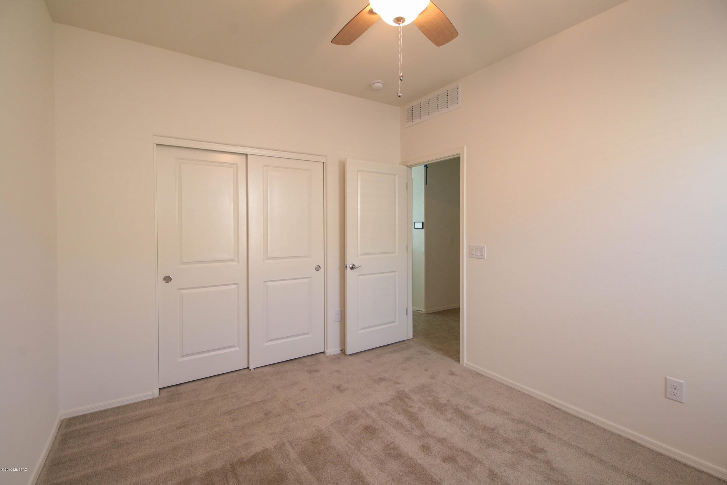 La Estancia De Tucson (1-330) - Residential Lease