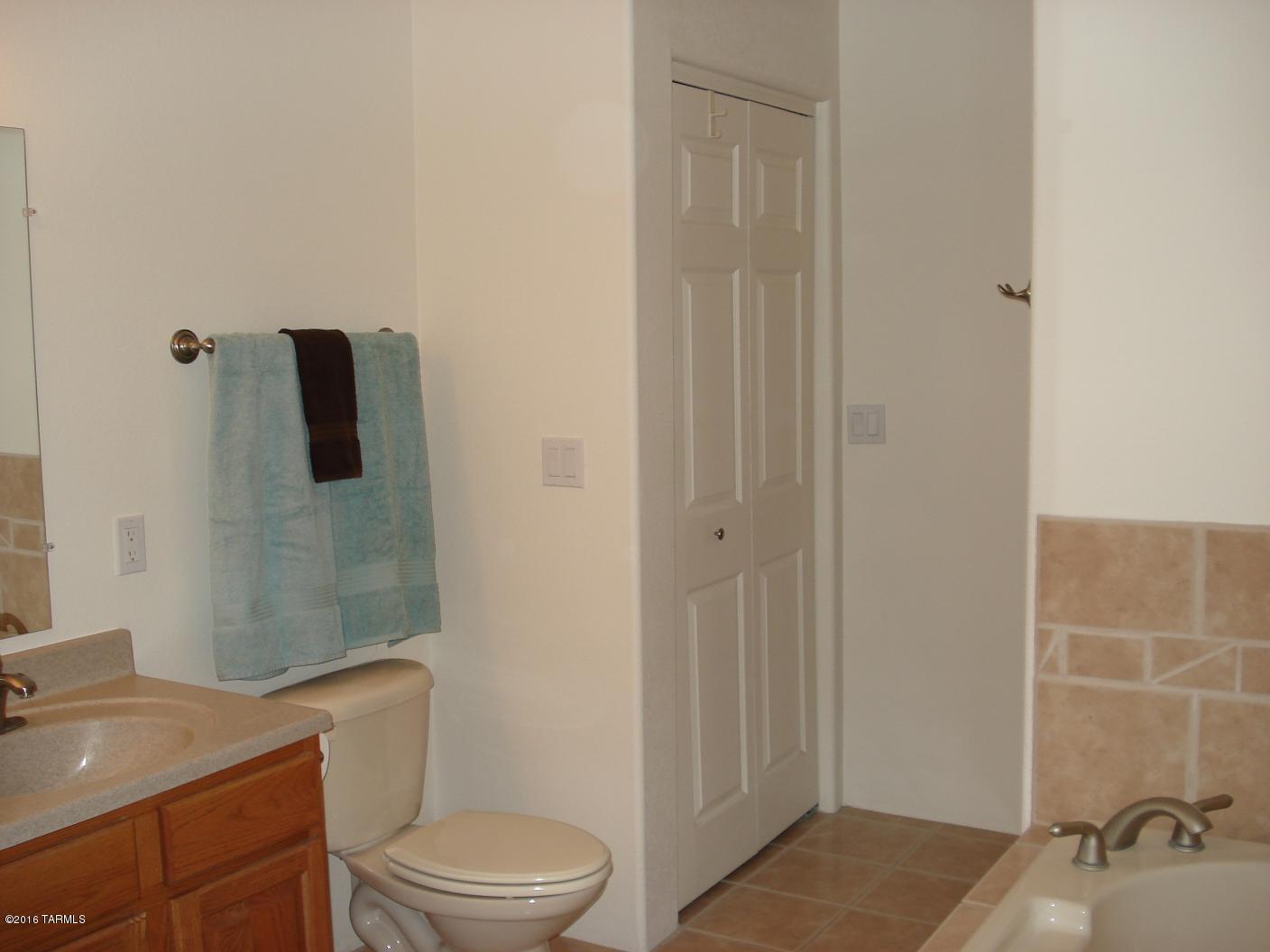 New Tucson Unit NO. 23 (140-261) - Residential