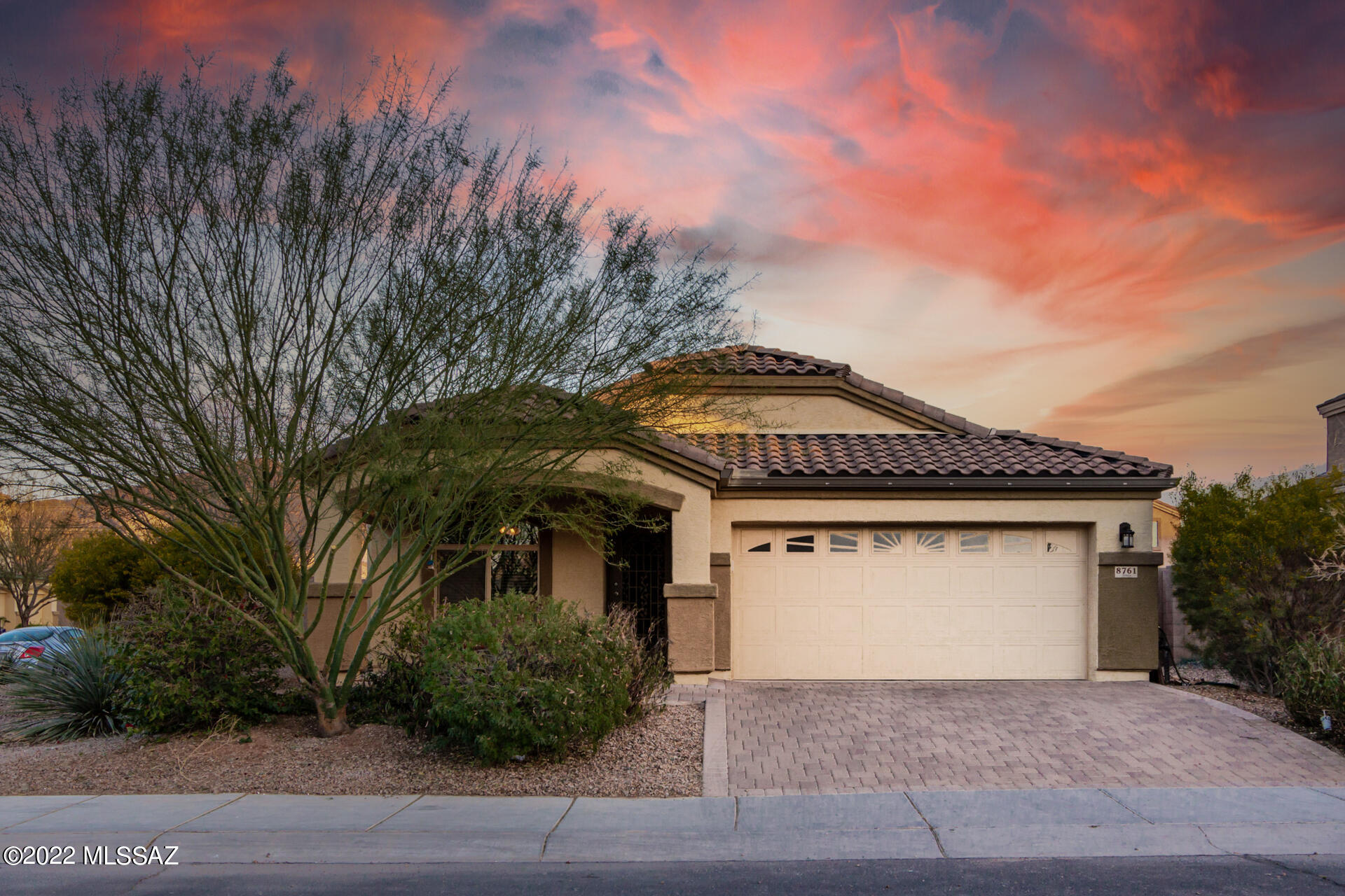 Welcome home to this fabulous 4 bedroom, 2.5 baths property on a deluxe corner lot! Delightful curb appeal with 2-car garage & inviting entryway. Come inside the comfortable living room to discover high ceilings, designer palette, and beautiful tile flooring. Fantastic eat-in kitchen with staggered cabinets, black appliances, granite countertops, & a large island with breakfast bar. The flexible den is ideal for an office. Grand main bedroom Boating bountiful natural light & ensuite with dual sinks. Enjoy the large backyard with paved patio & wonderful sunset views. Discover the fantastic amenities that the gorgeous community has to offer. Don't miss this amazing opportunity! Call now!