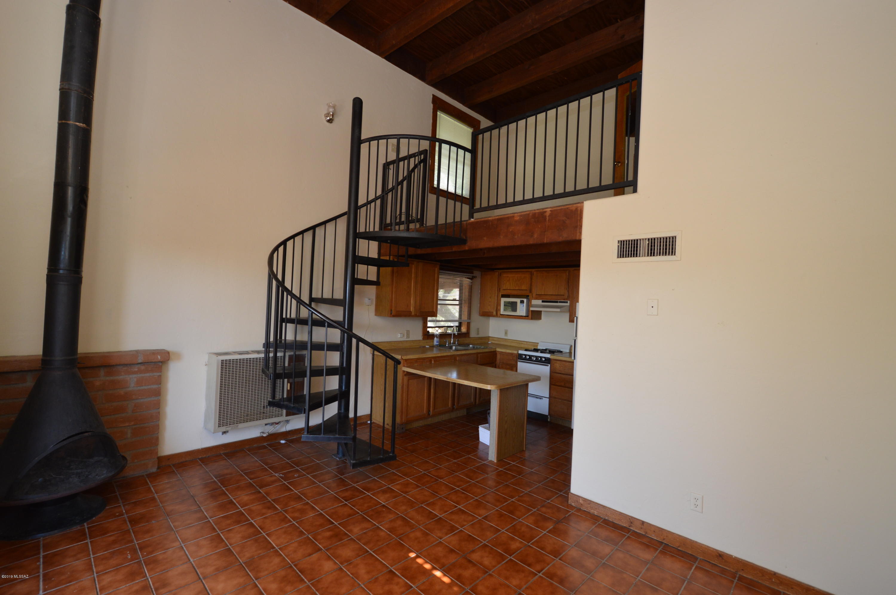 Unsubdivided - Residential Lease
