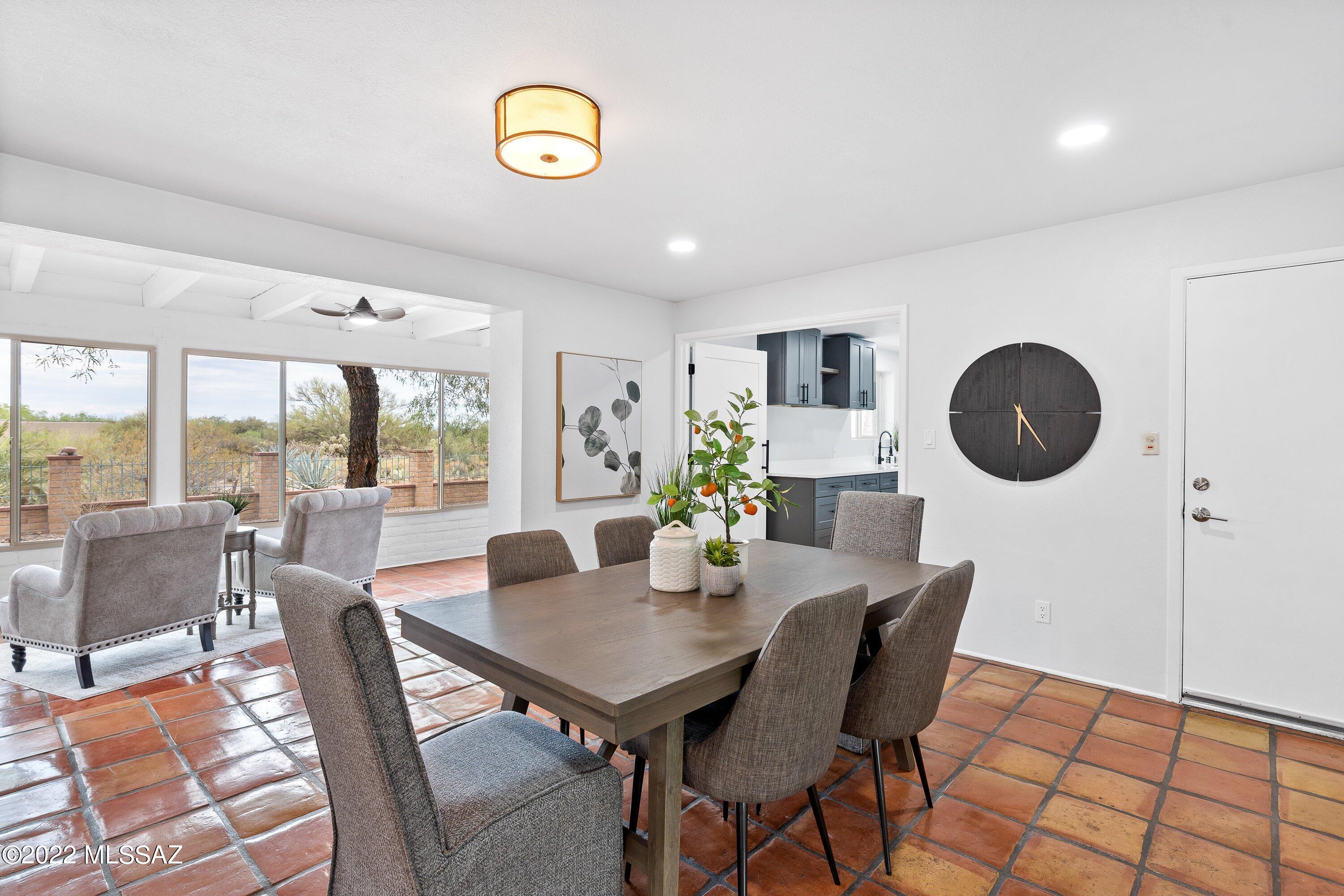 La Cholla Airpark - Residential