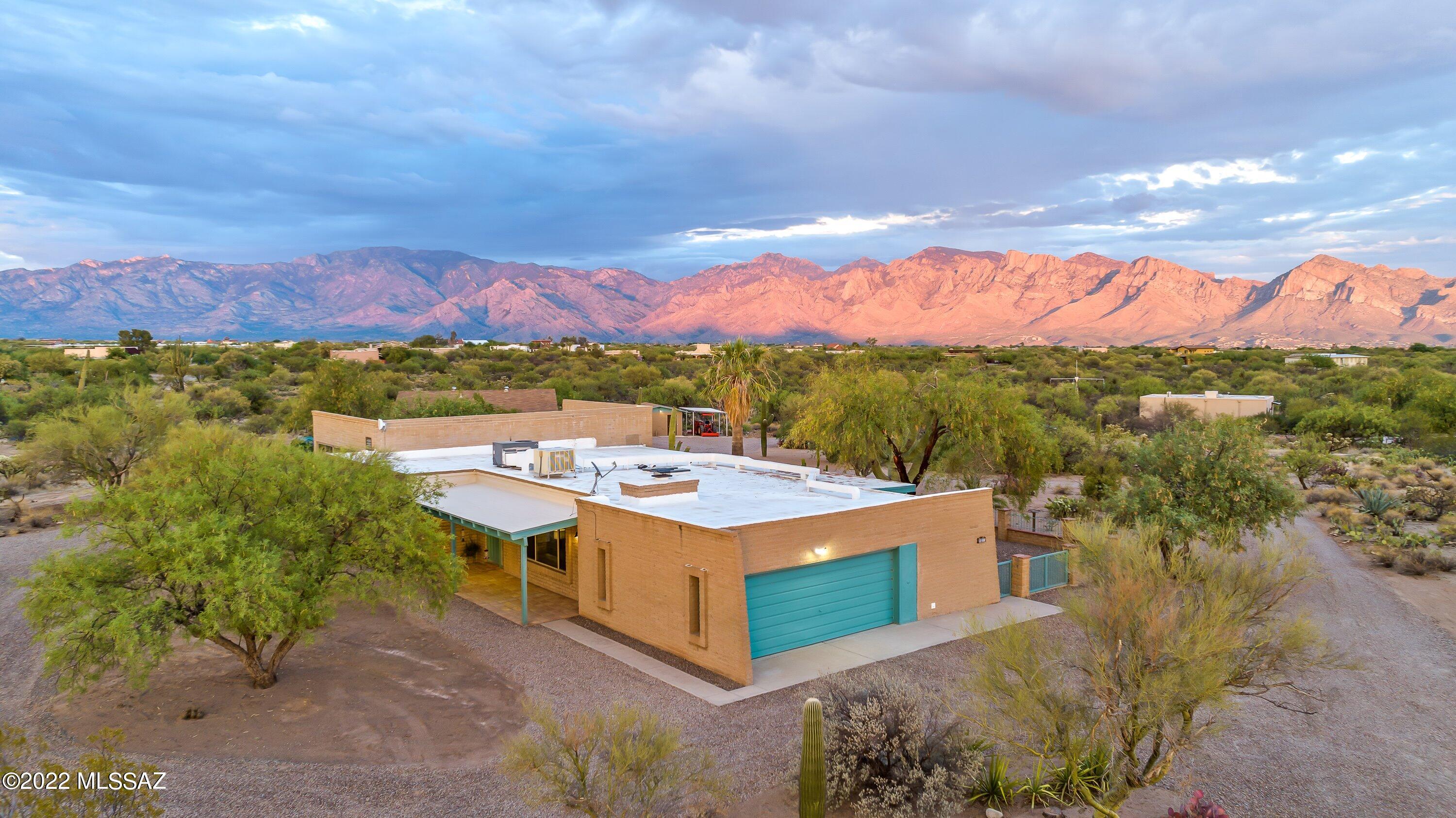 La Cholla Airpark - Residential