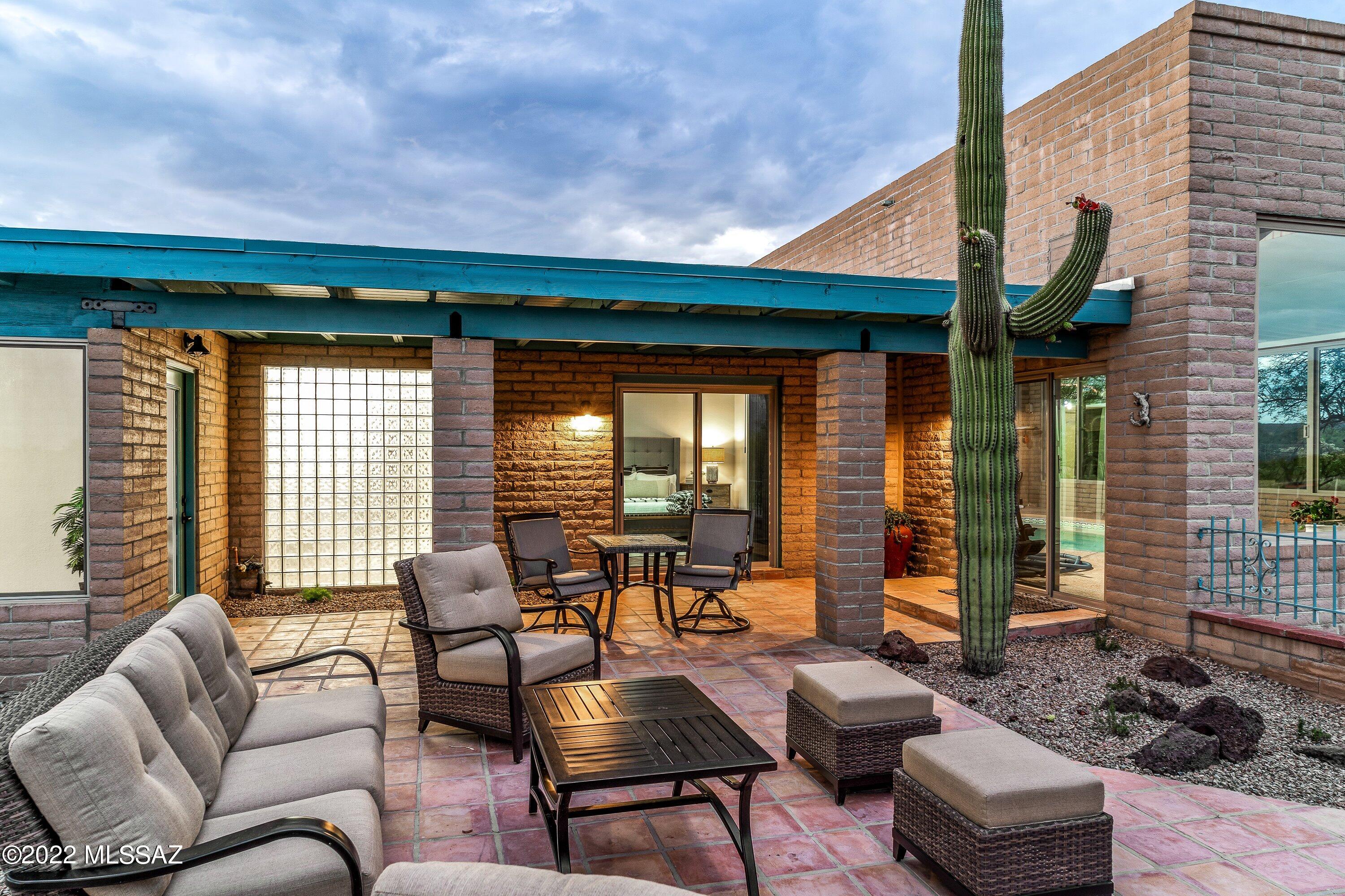 La Cholla Airpark - Residential