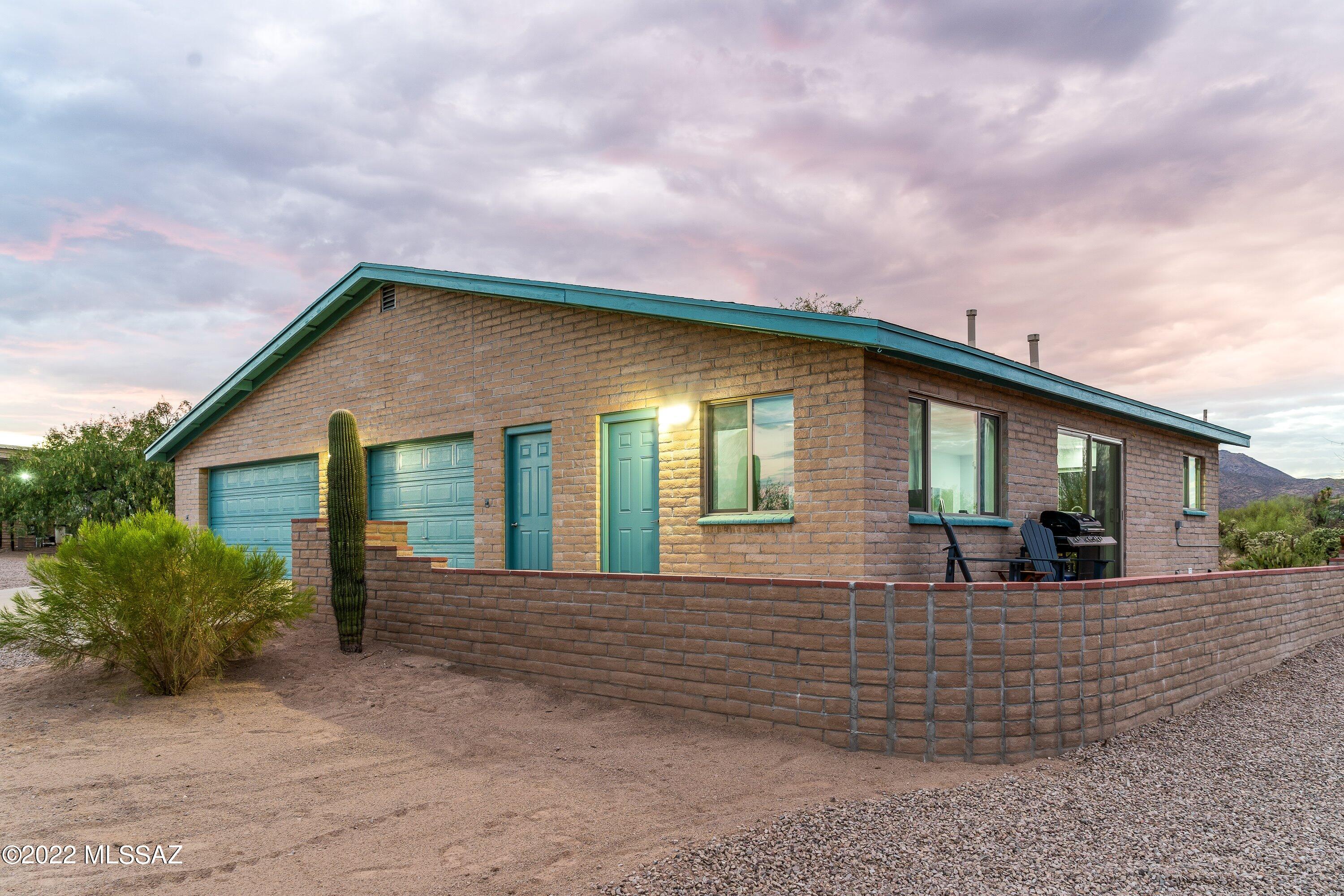 La Cholla Airpark - Residential