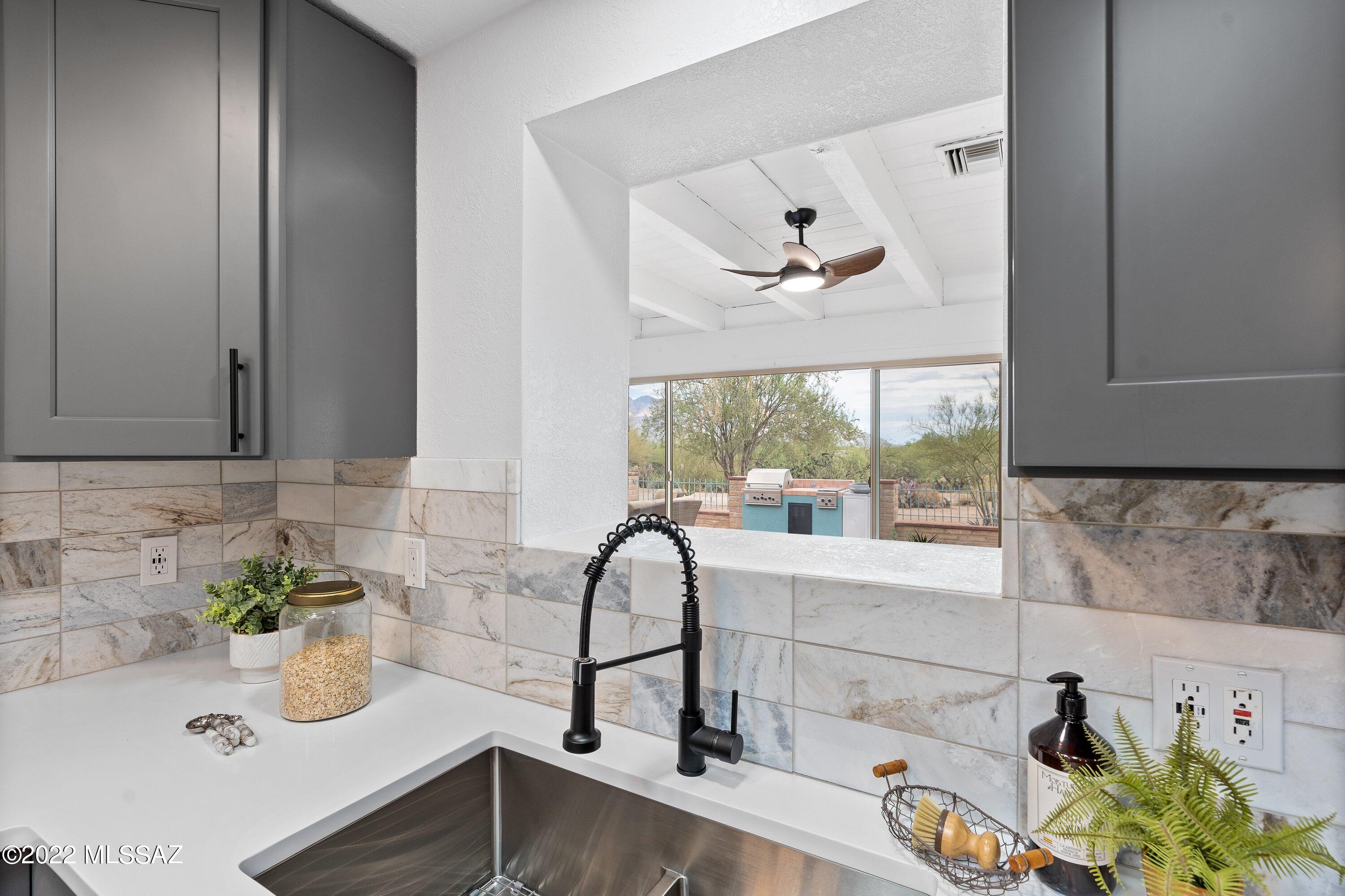 La Cholla Airpark - Residential