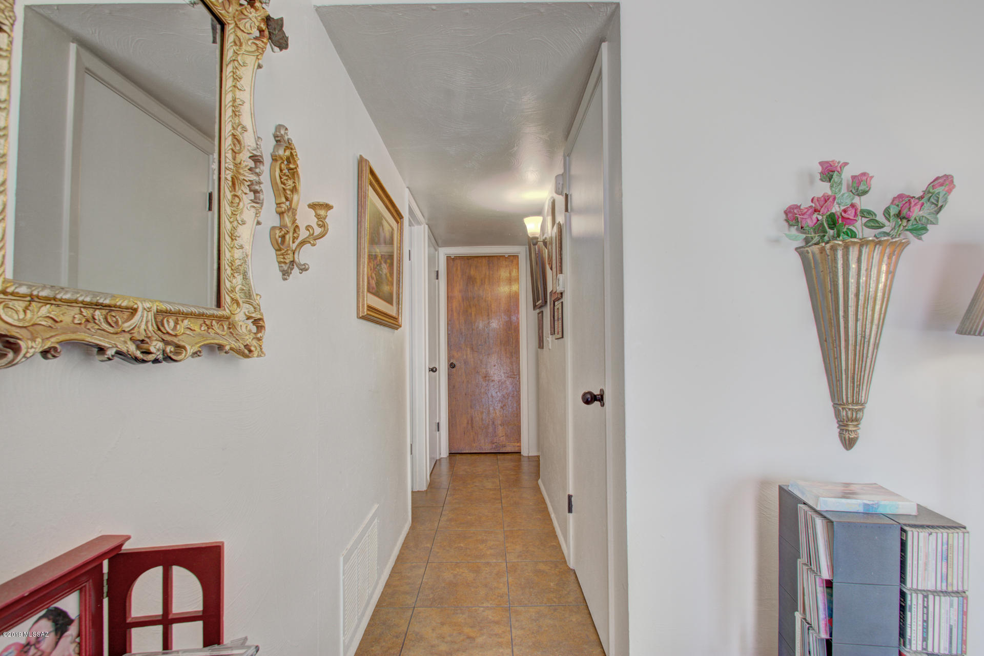 Rita Manor - Residential