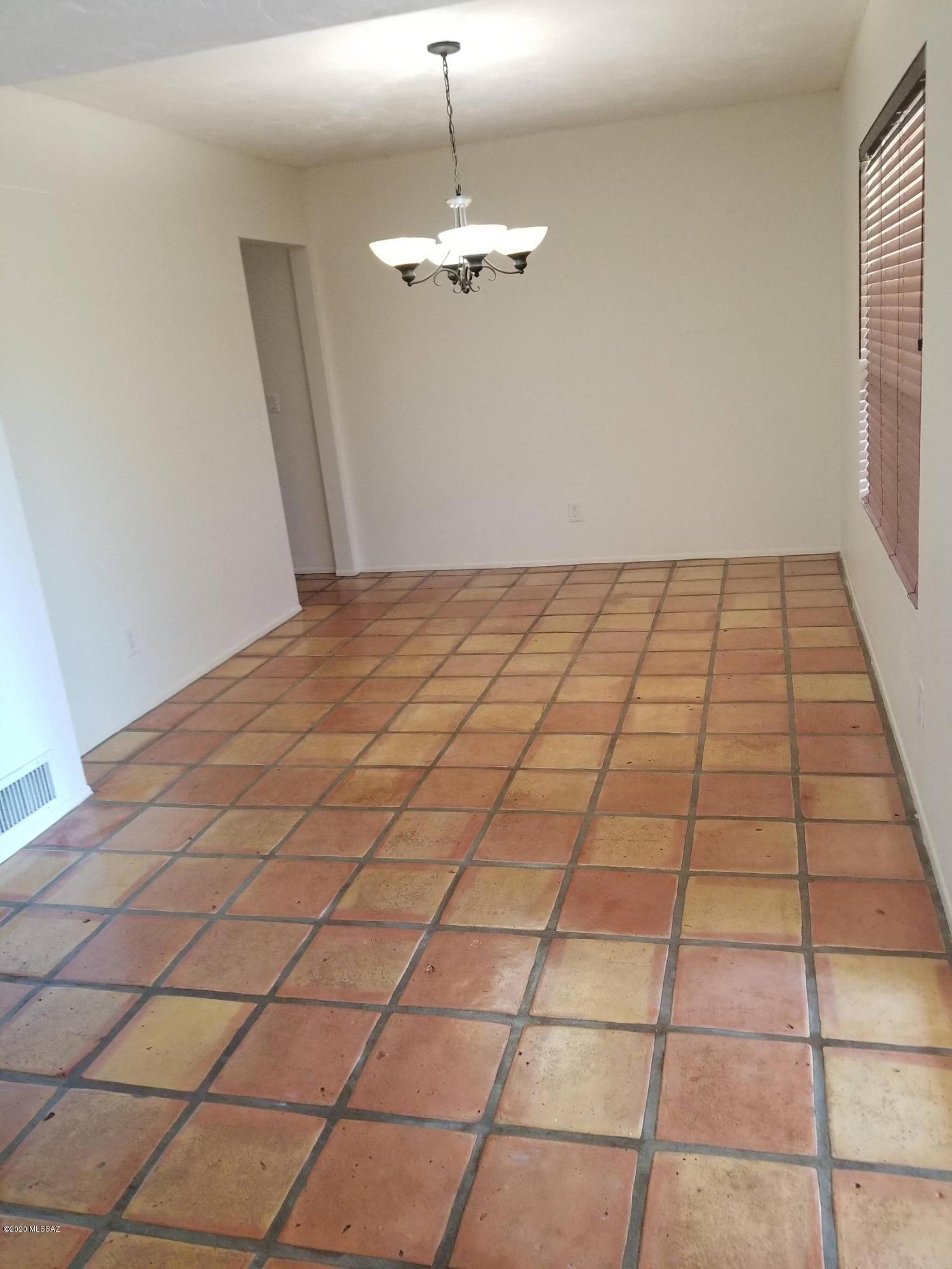 Sabino Vista Southeast  NO. 1 (1-47) - Residential