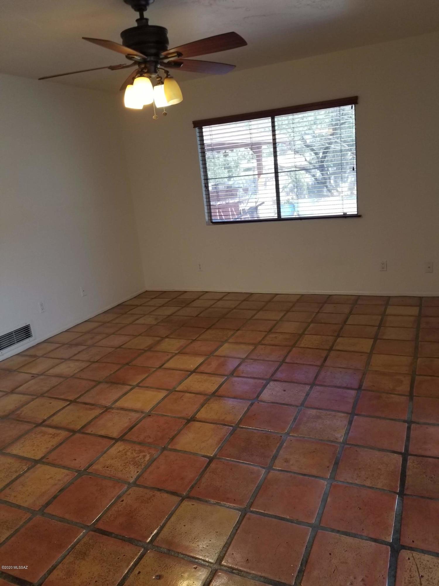 Sabino Vista Southeast  NO. 1 (1-47) - Residential