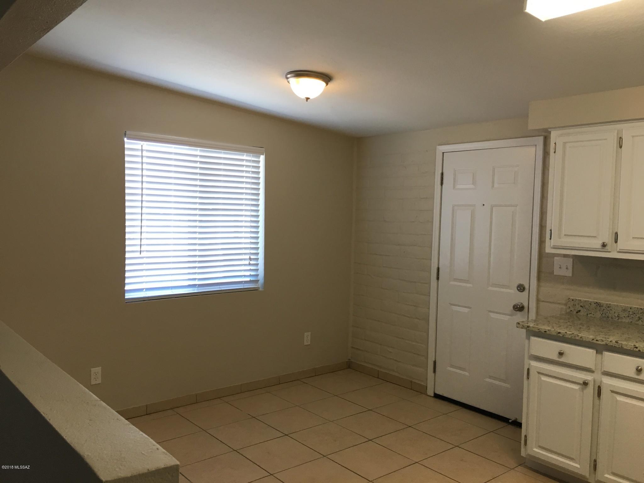 Honcho Estates (1-71) - Residential Lease