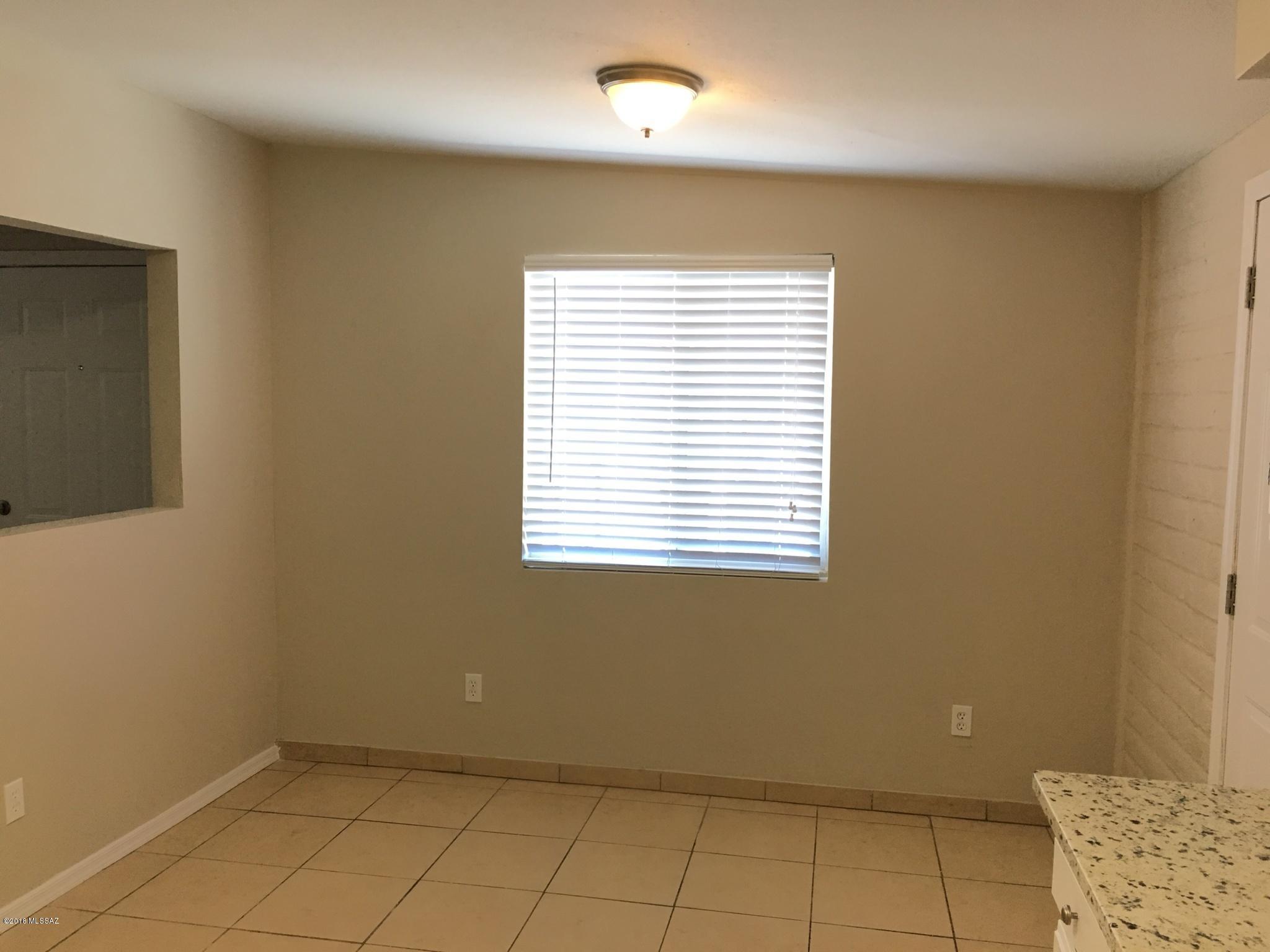 Honcho Estates (1-71) - Residential Lease