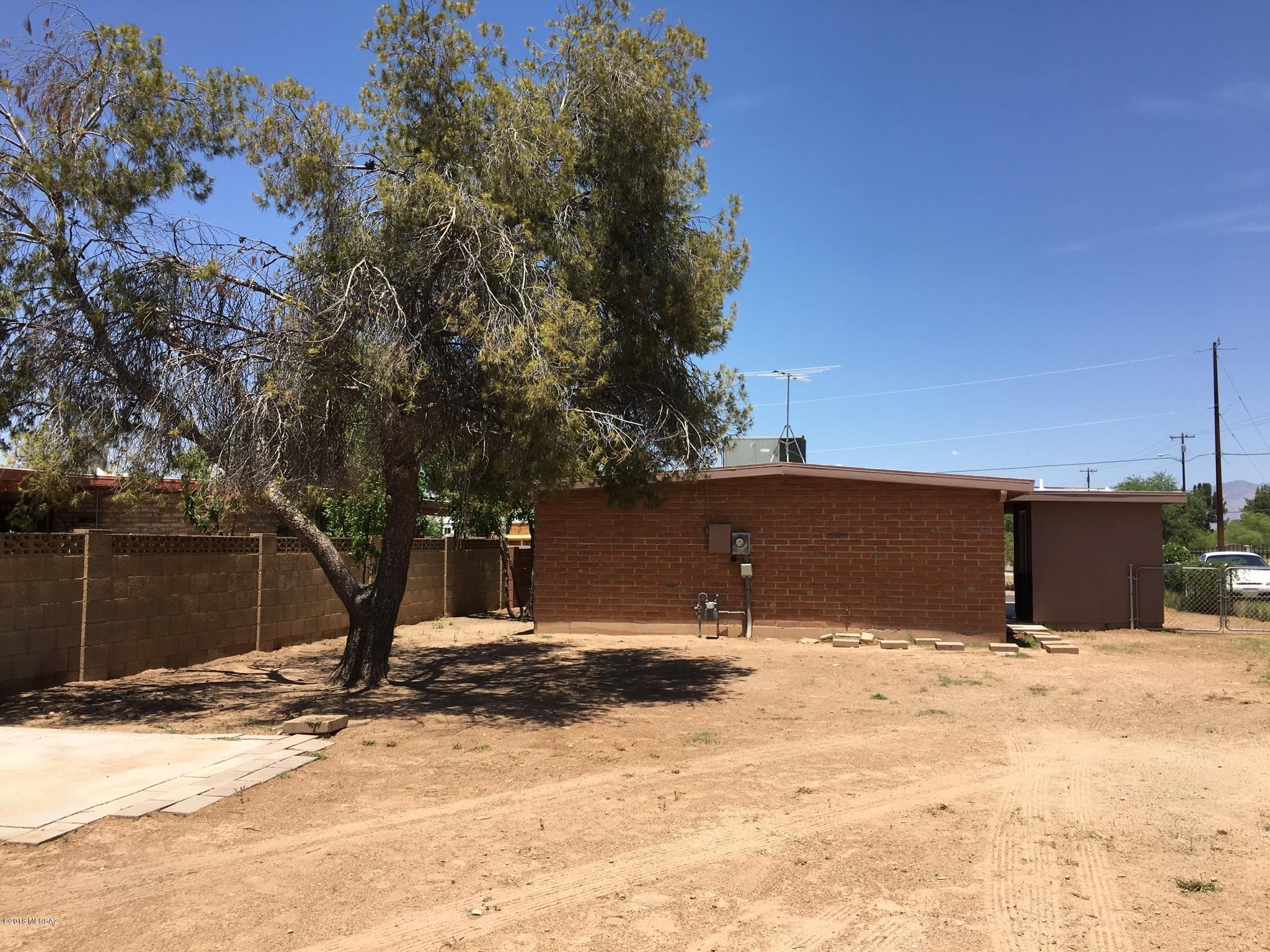 Honcho Estates (1-71) - Residential Lease