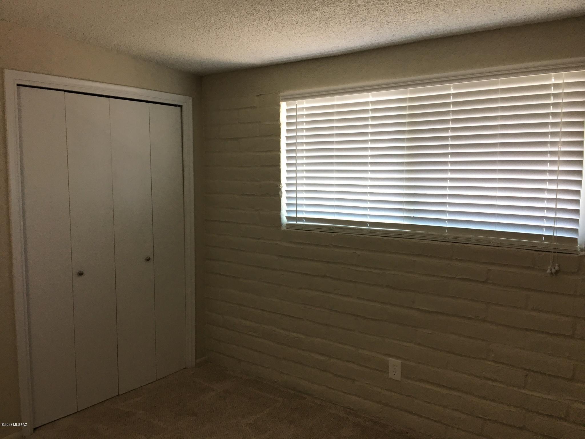 Honcho Estates (1-71) - Residential Lease