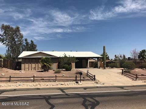 Amazing Ranch home in Northwest Tucson with premium large lot. Conveniently located near freeway access, schools, shopping and more! This spacious 3bd 2ba home offers an enclosed patio, 2 storage sheds and 1 storage closet, mature fruit trees and so much more.