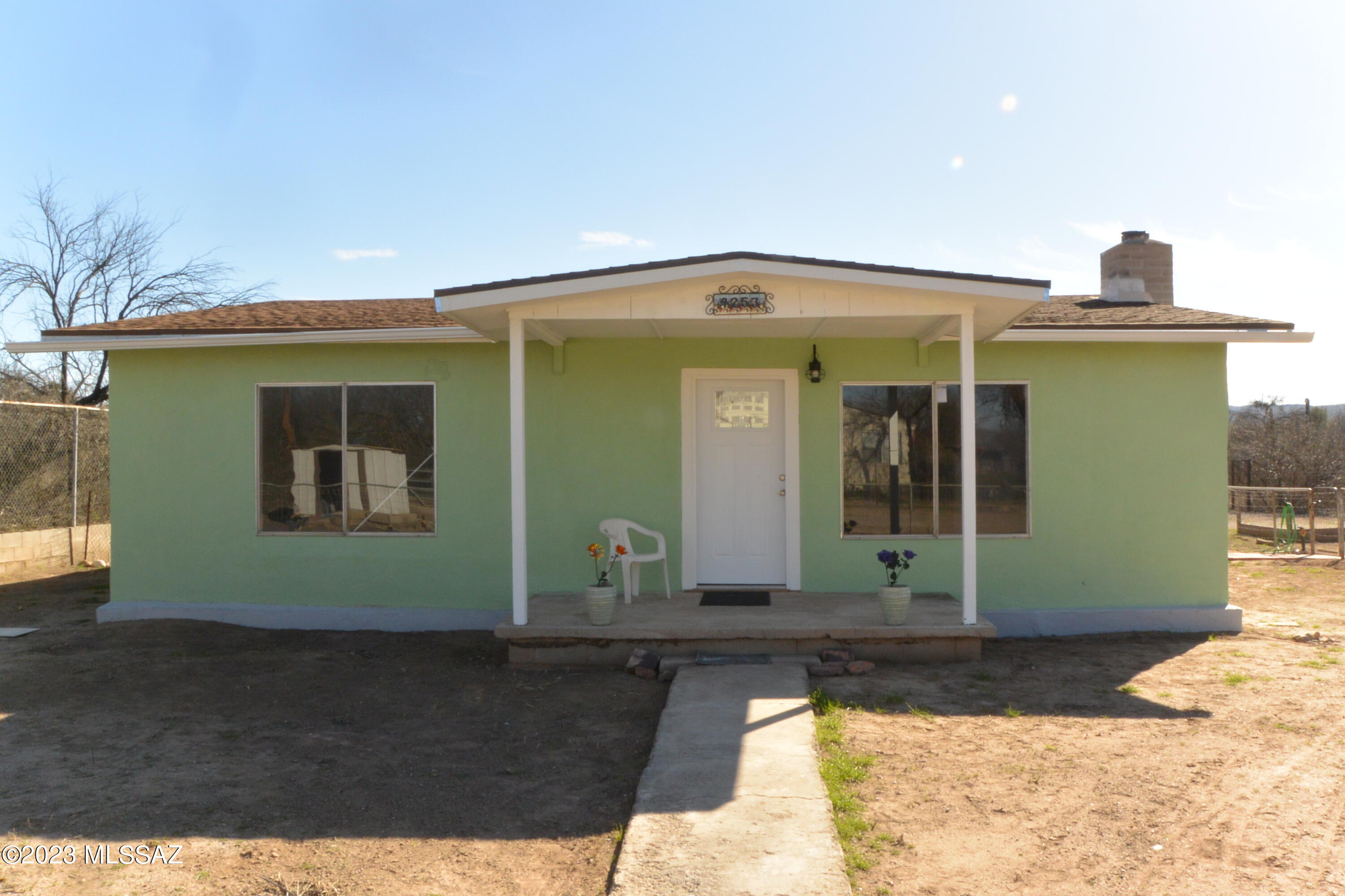 Beautifully remodeled 3 bedroom 1 bath Tiger Mine home.  All new appliances with a large pantry.  Are you looking for a great home with mountain views.  This property has so much potential. Private well.  Brand new roof, new flooring and so much more.