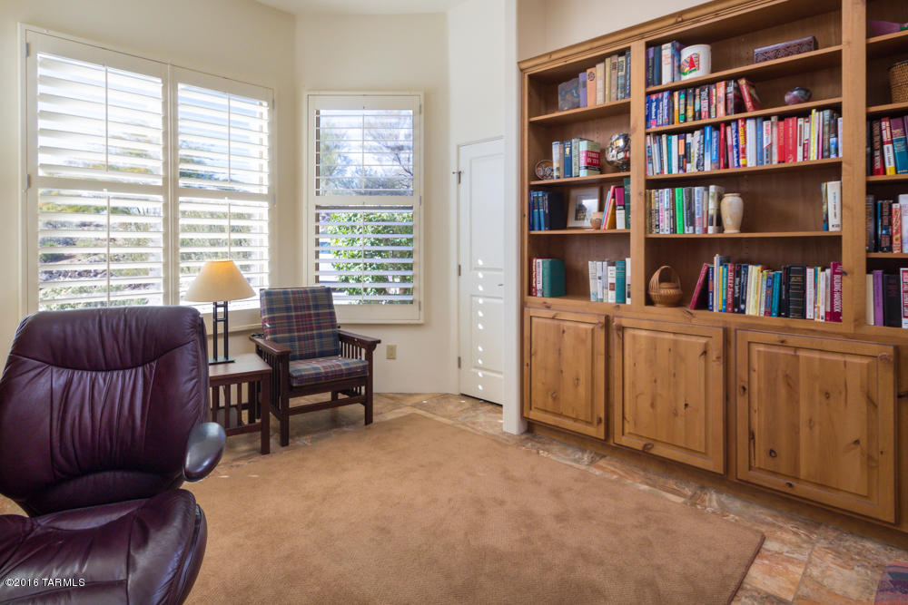 Canada Hills Est Phase ll (42-130) - Residential