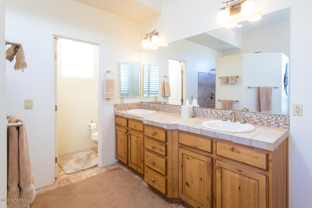 Canada Hills Est Phase ll (42-130) - Residential