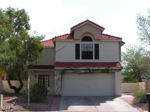 Built in 1989. 2-Story w/vaulted ceilings, ceiling fans, 3rd bedroom does have closet & door but opens to downstairs, wood burning fireplace in living room, single garage (look like dbl , the other 1/2 is heated/cooled for storage/office)large fenced yard, gated Community. Pets are subject to approval.***RENTAL RATES REFLECT A $45 CONCESSION IN EXCHANGE FOR TENANT'S AGREEMENT TO CLEAN OR CHANGE HVAC FILTERS MONTHLY. RENTAL RATES ARE $45/MO HIGHER THAN STATED W/O CONCESSION***