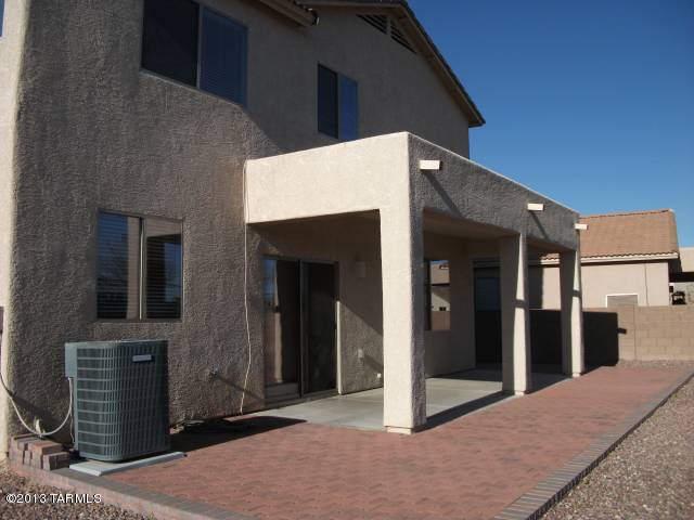 Rancho Del Lago (1-100) - Residential Lease