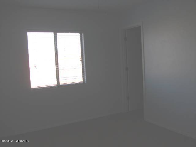 Rancho Del Lago (1-100) - Residential Lease