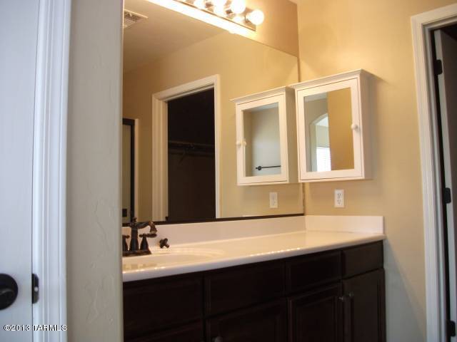 Rancho Del Lago (1-100) - Residential Lease