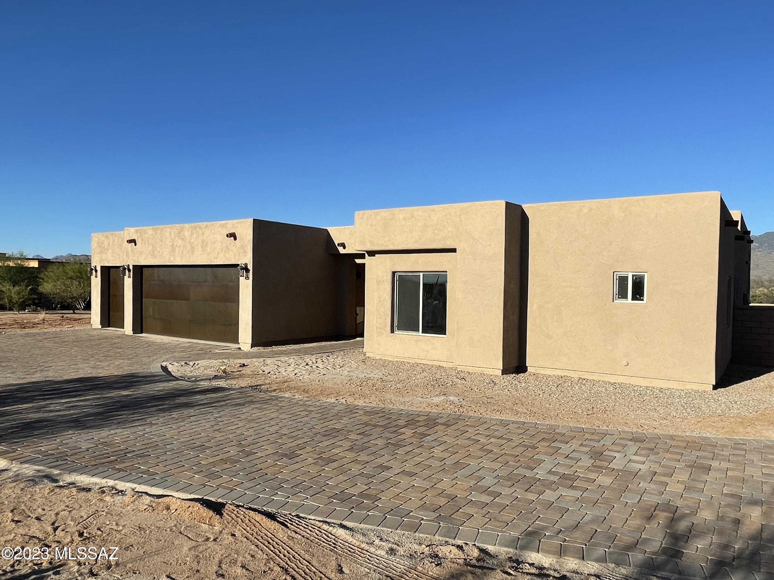 Coyote Creek (1-395) - Residential
