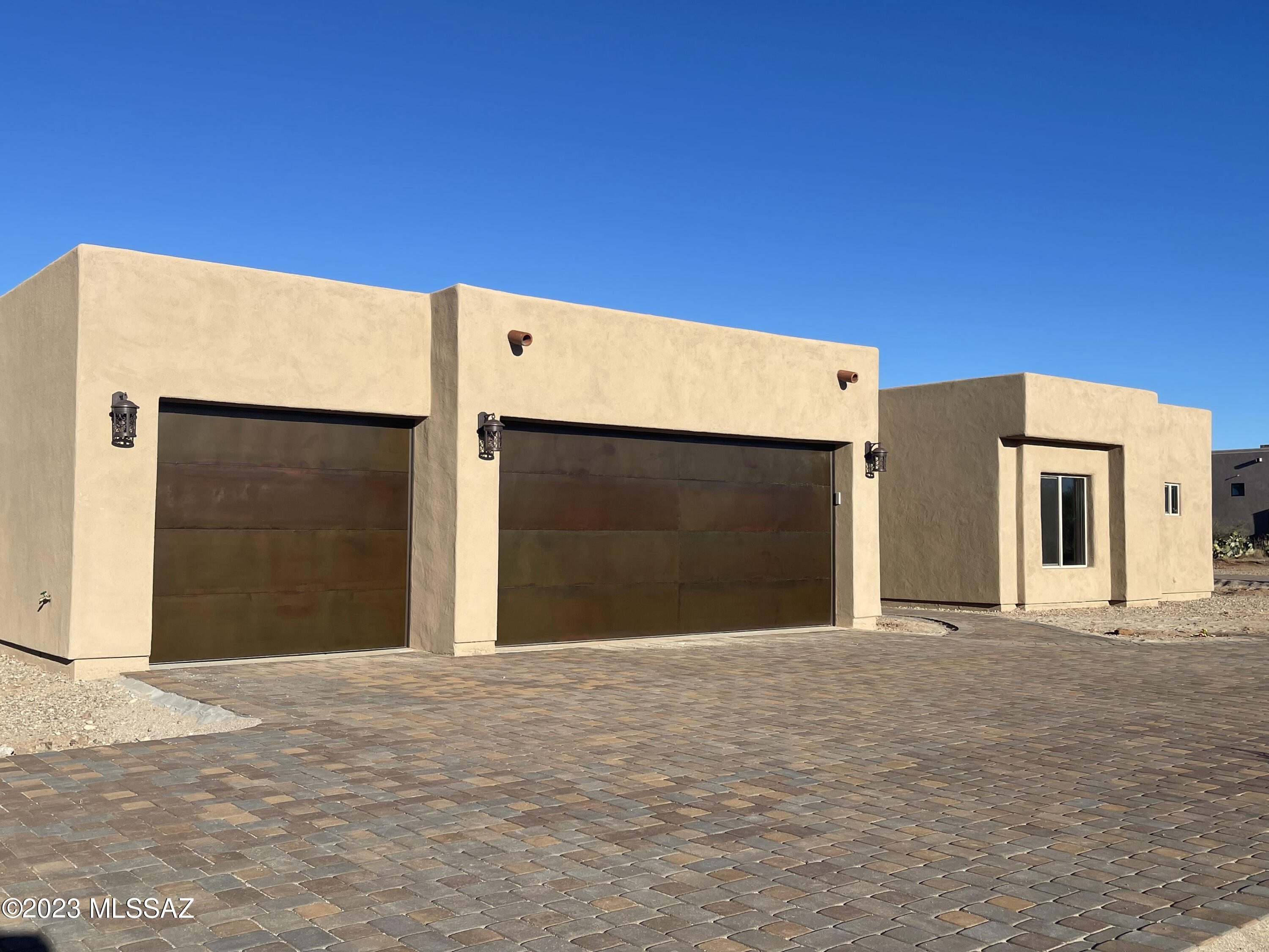 Coyote Creek (1-395) - Residential