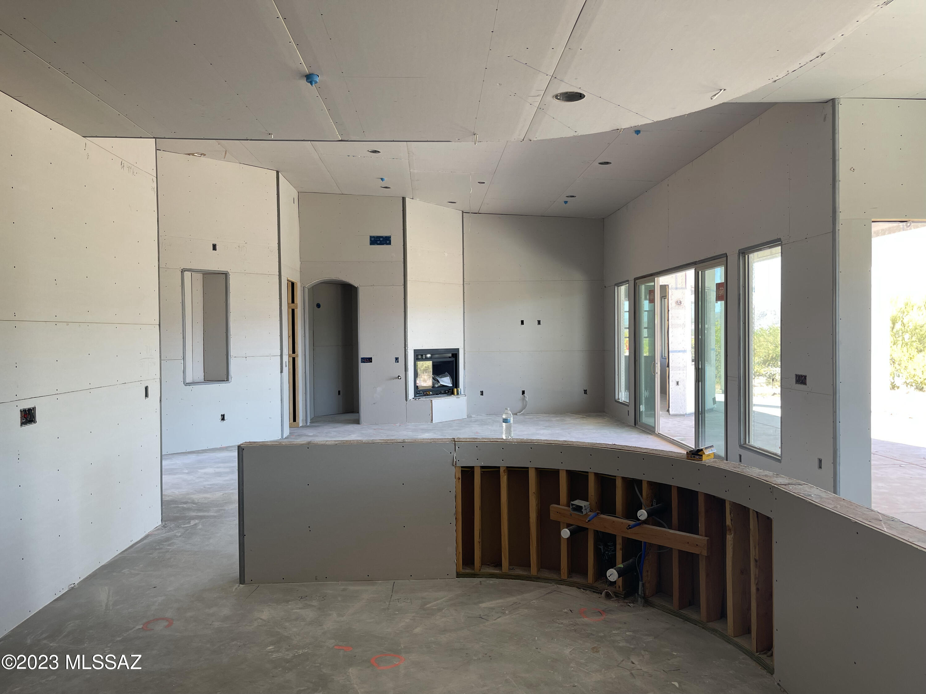 Coyote Creek (1-395) - Residential