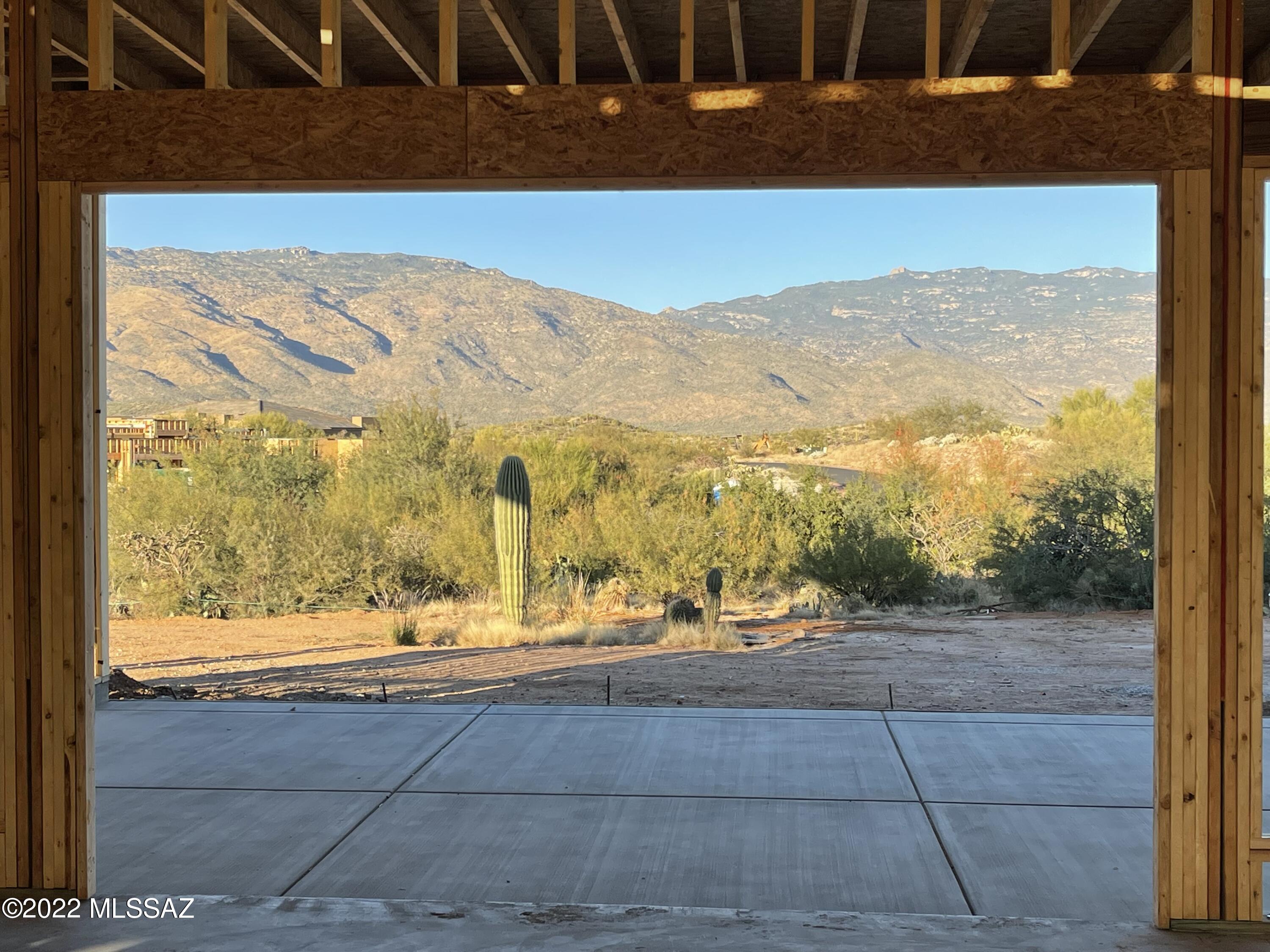 Coyote Creek (1-395) - Residential