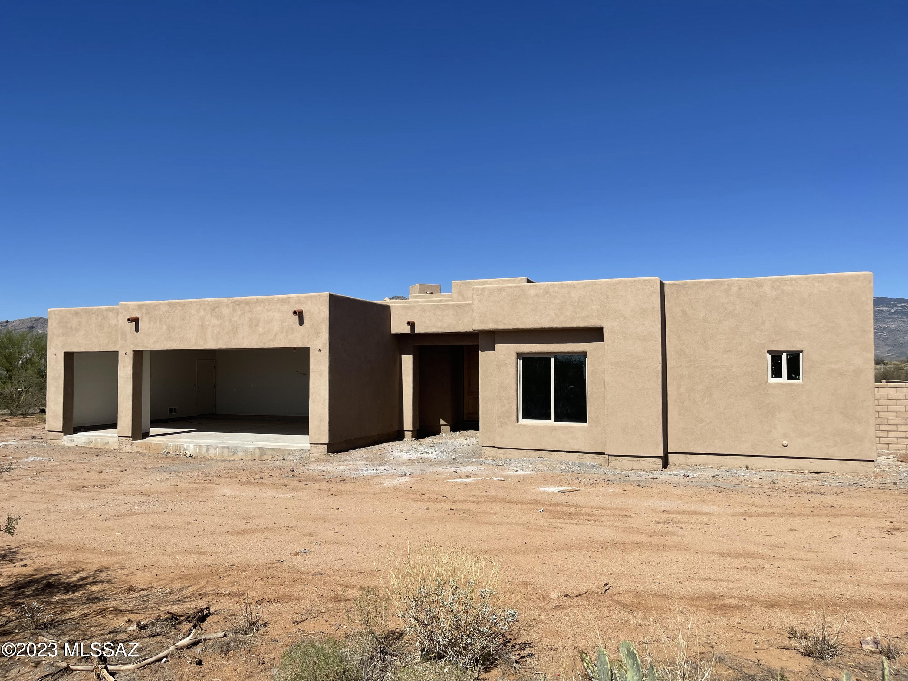 Coyote Creek (1-395) - Residential