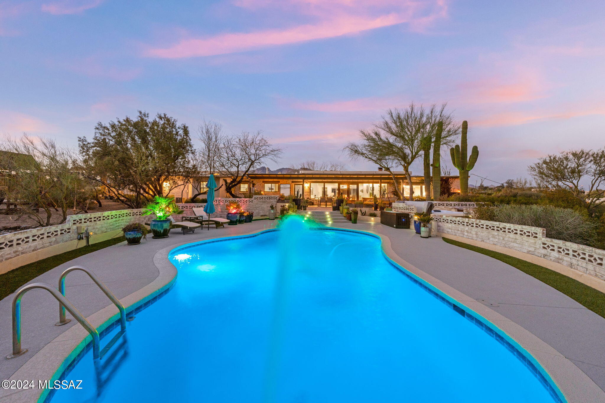 Catalina Foothills Estates NO. 2 - Residential