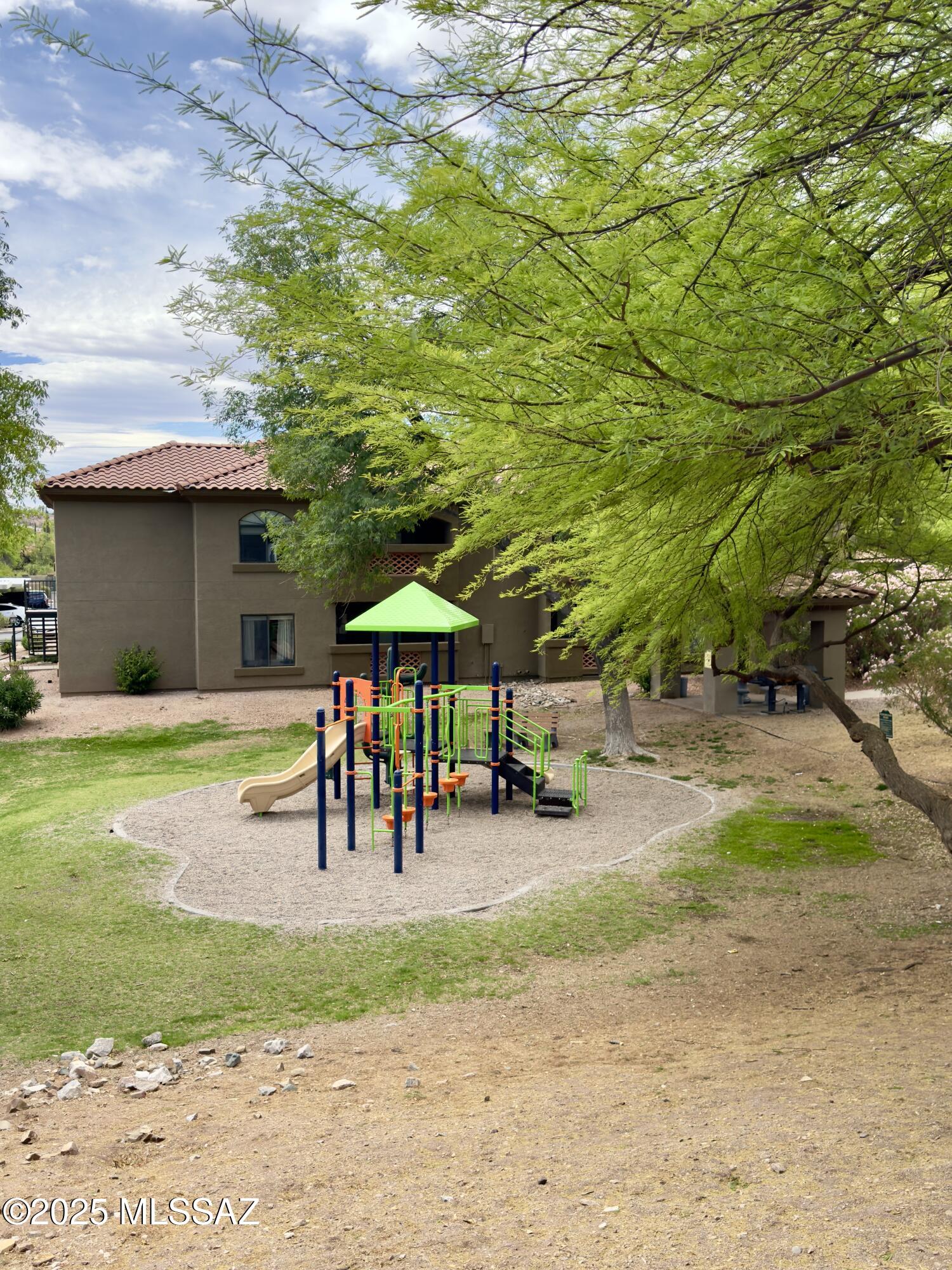 Veranda at Ventana Condominiums - Residential Lease