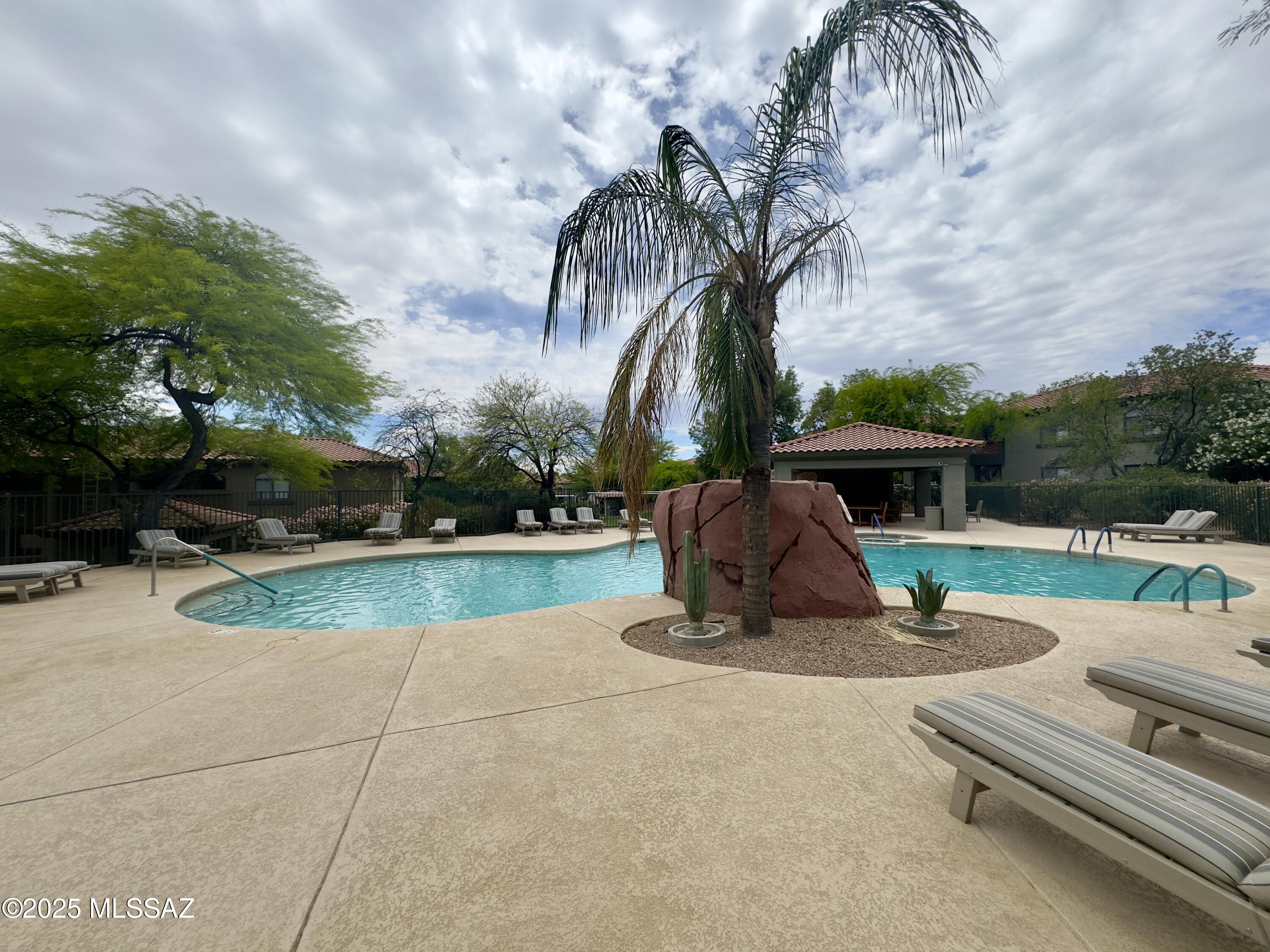 Veranda at Ventana Condominiums - Residential Lease