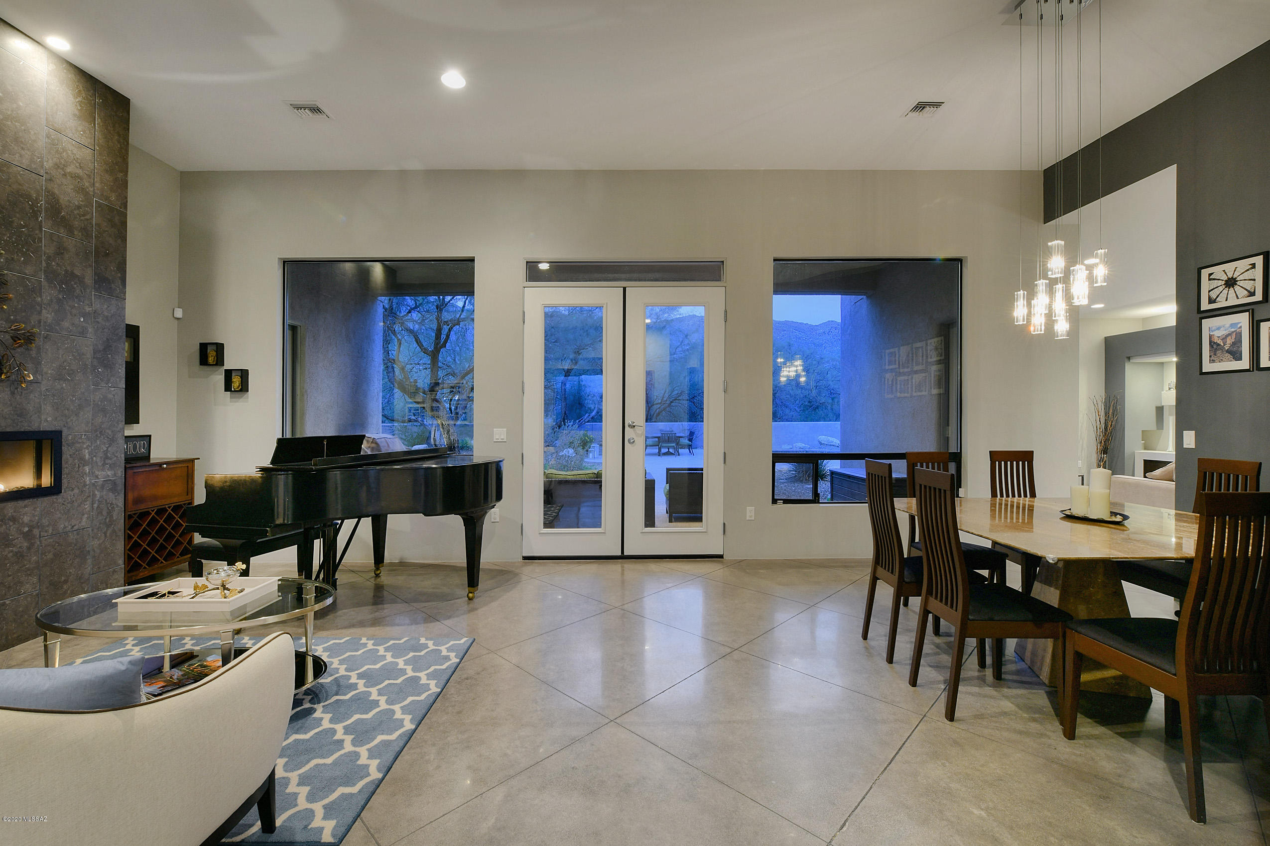 Snyder Creek Canyon (1-29) - Residential