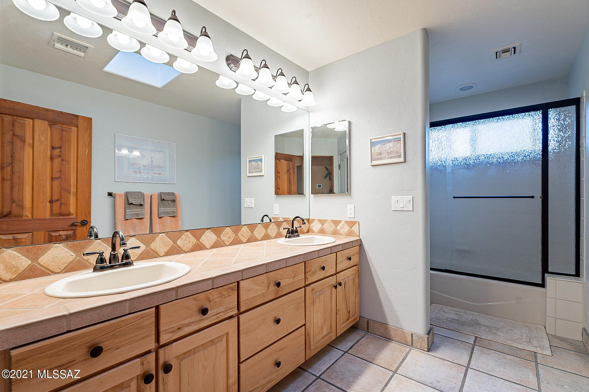 Twin Hills Estates (1-28) - Residential