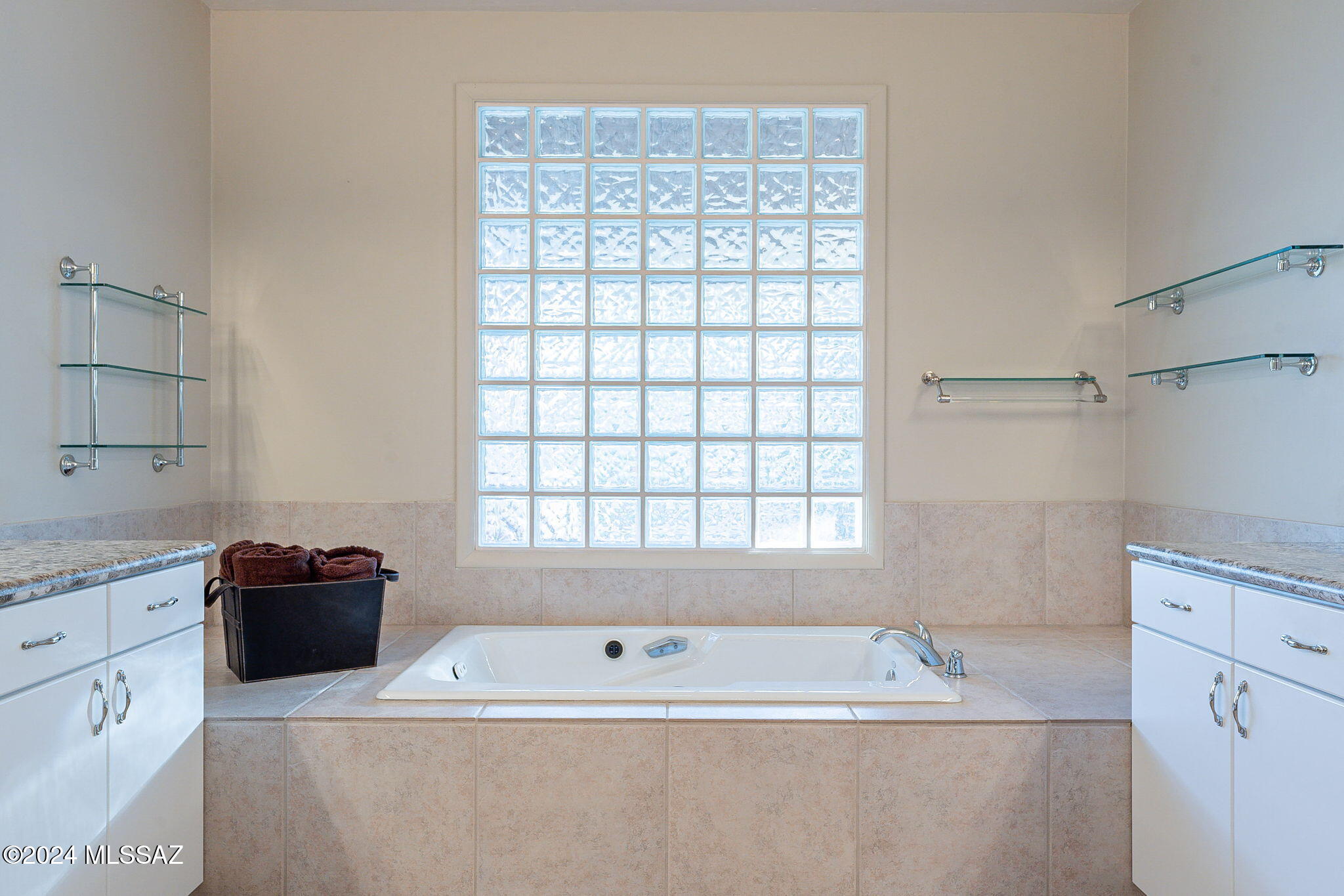 Catalina Foothills Est. NO. 10 (73-90, 119, 121, 123, 127-146) - Residential