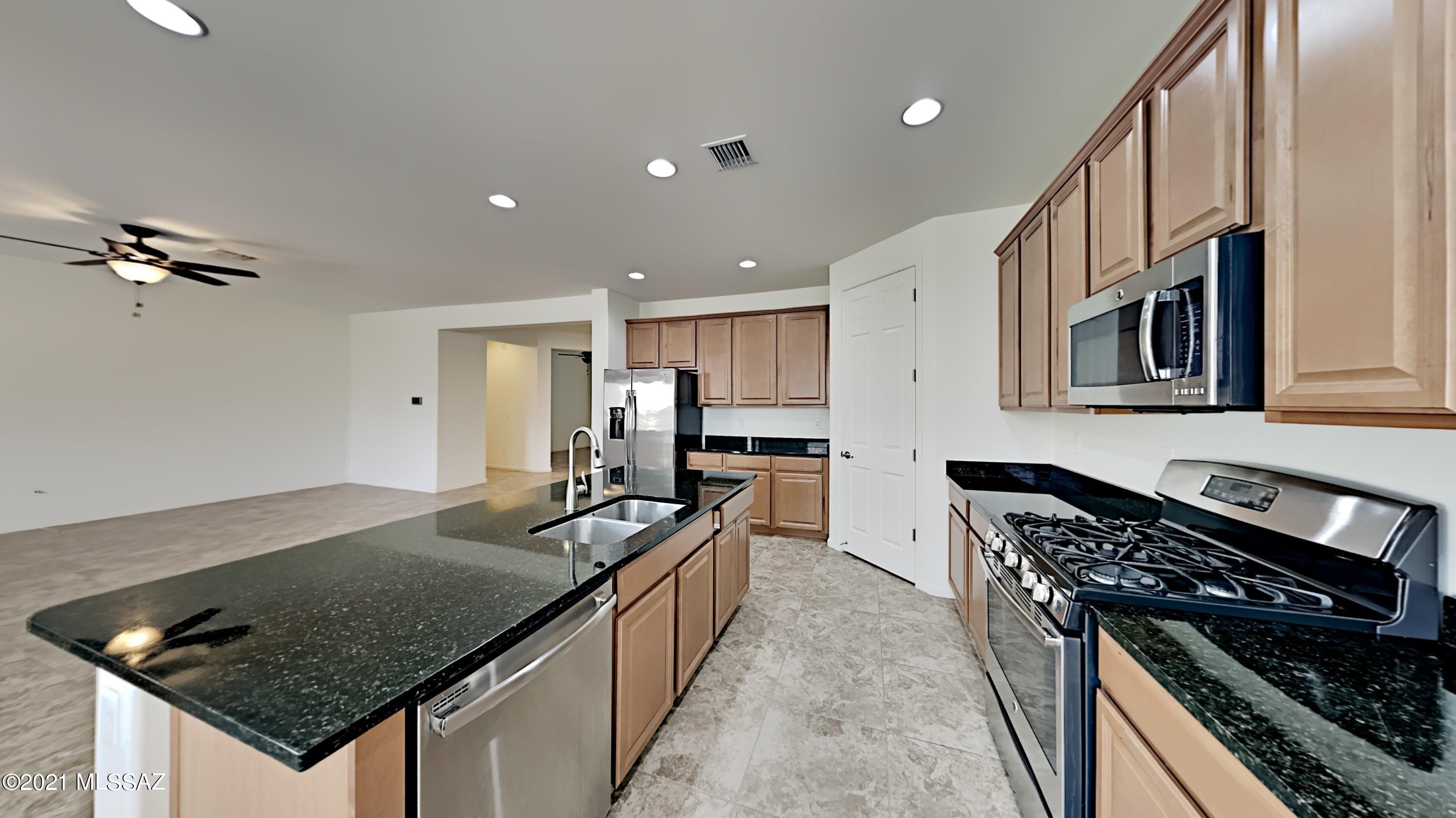 Star Valley Blk. 10 (1-228) - Residential