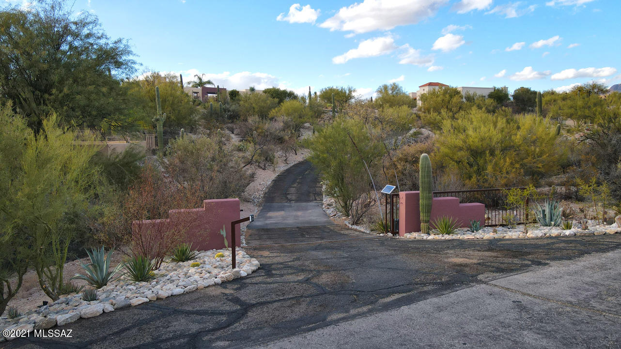 Catalina Foothills Estates NO. 3 - Residential