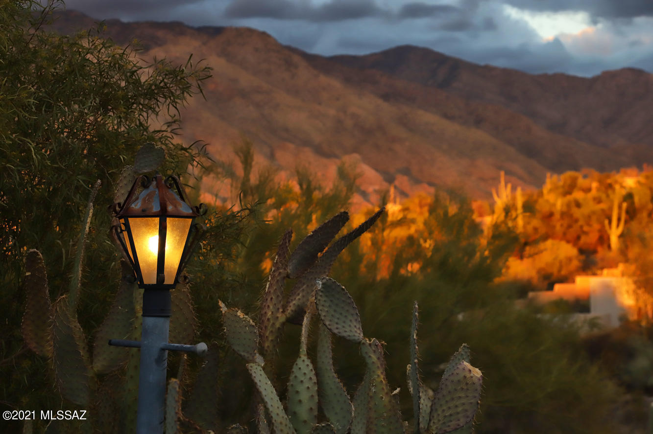 Catalina Foothills Estates NO. 3 - Residential