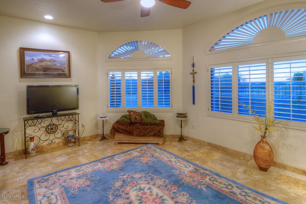 Sabino Mountain (1-290) - Residential