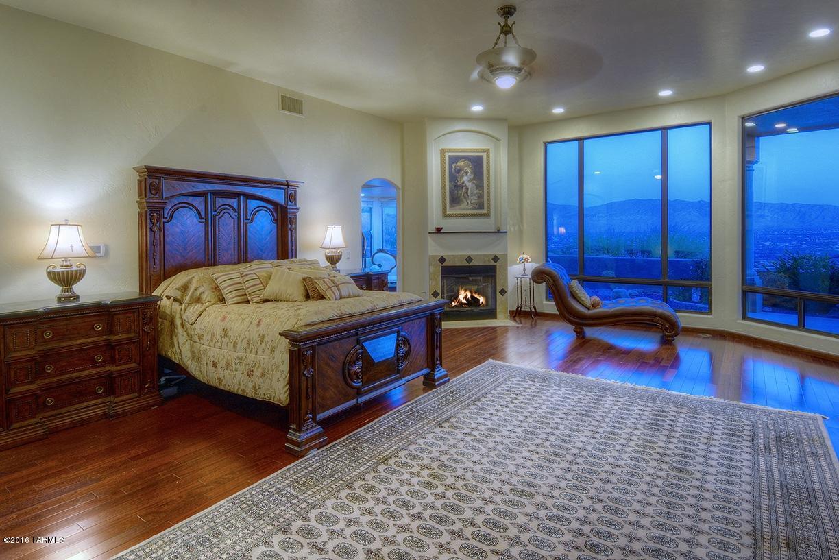 Sabino Mountain (1-290) - Residential