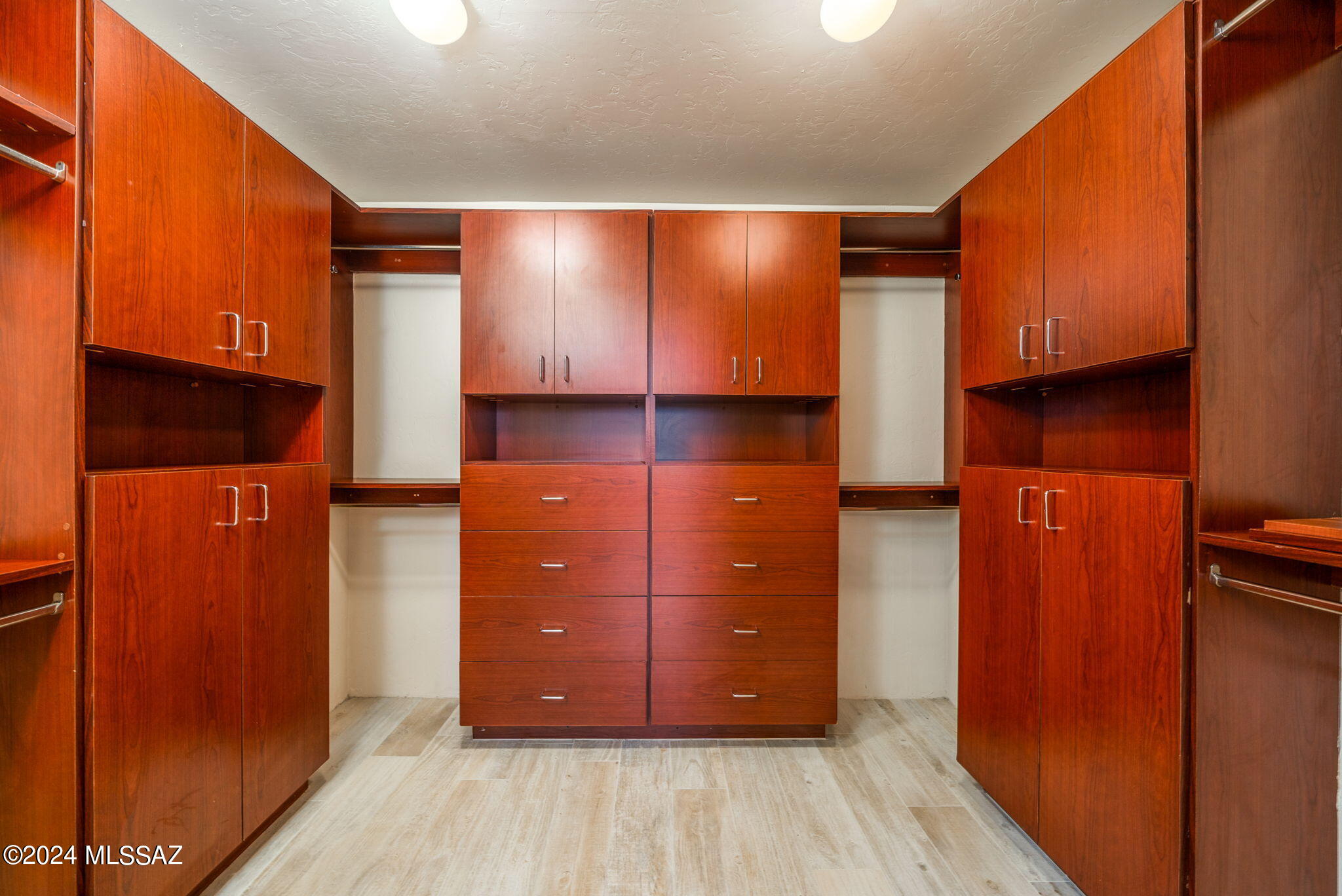 High Mesa (The Estates At) - Residential