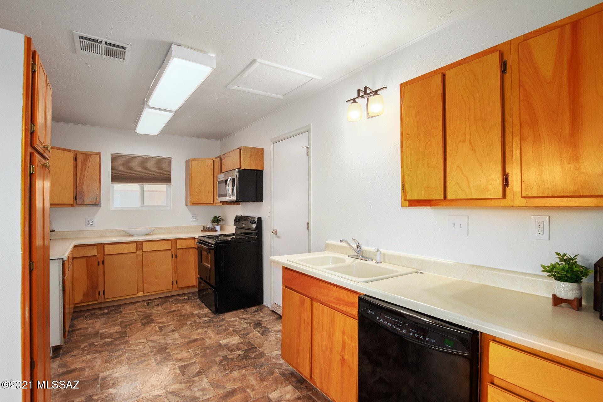 Oak Tree II at Midvale (273-519) - Residential
