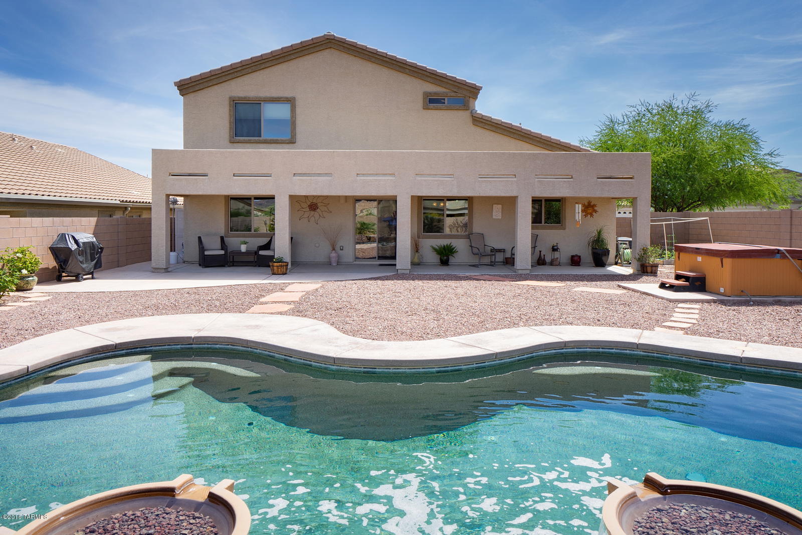 Continental Reserve Blk. 16B (1-86) - Residential