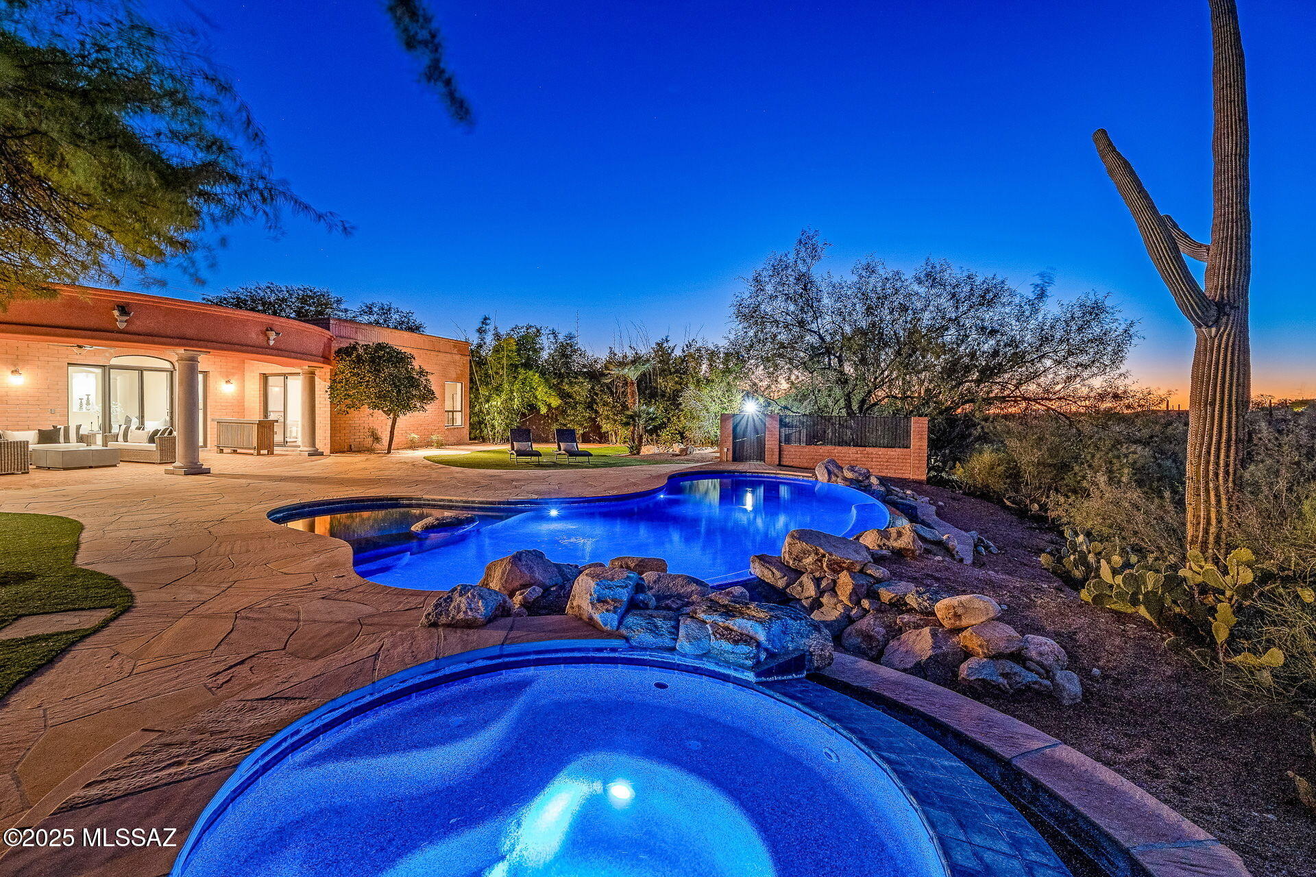 Montanas Ests - Residential