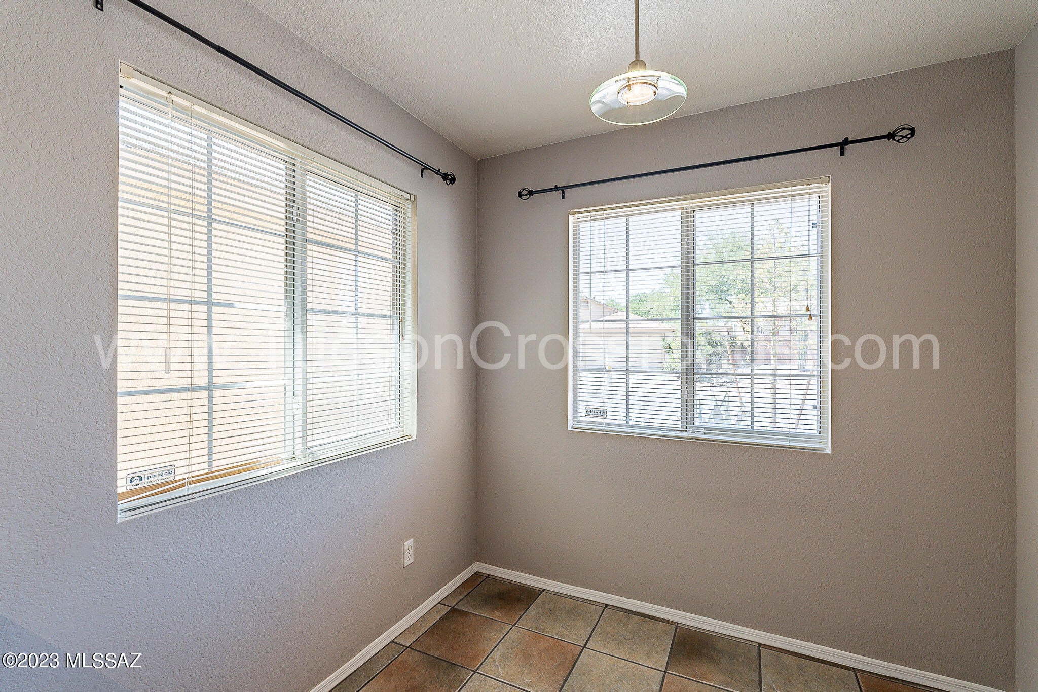 Sunnyvale(1-145) - Residential Lease